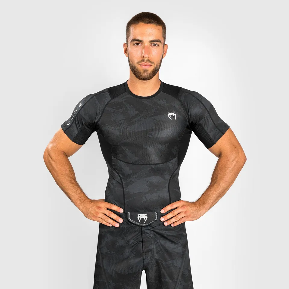 venum-electron-3-0-rashguard-kurzarm-schwarz image 1