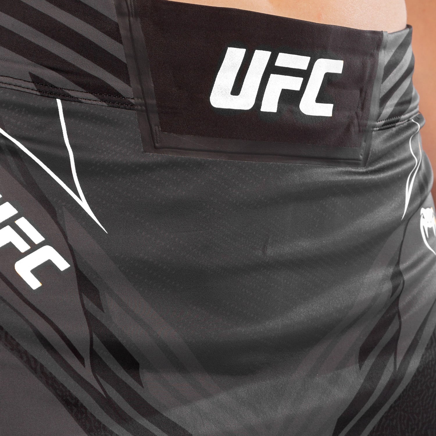 ufc-venum-authentic-fight-night-damen-skort-schwarz image 7
