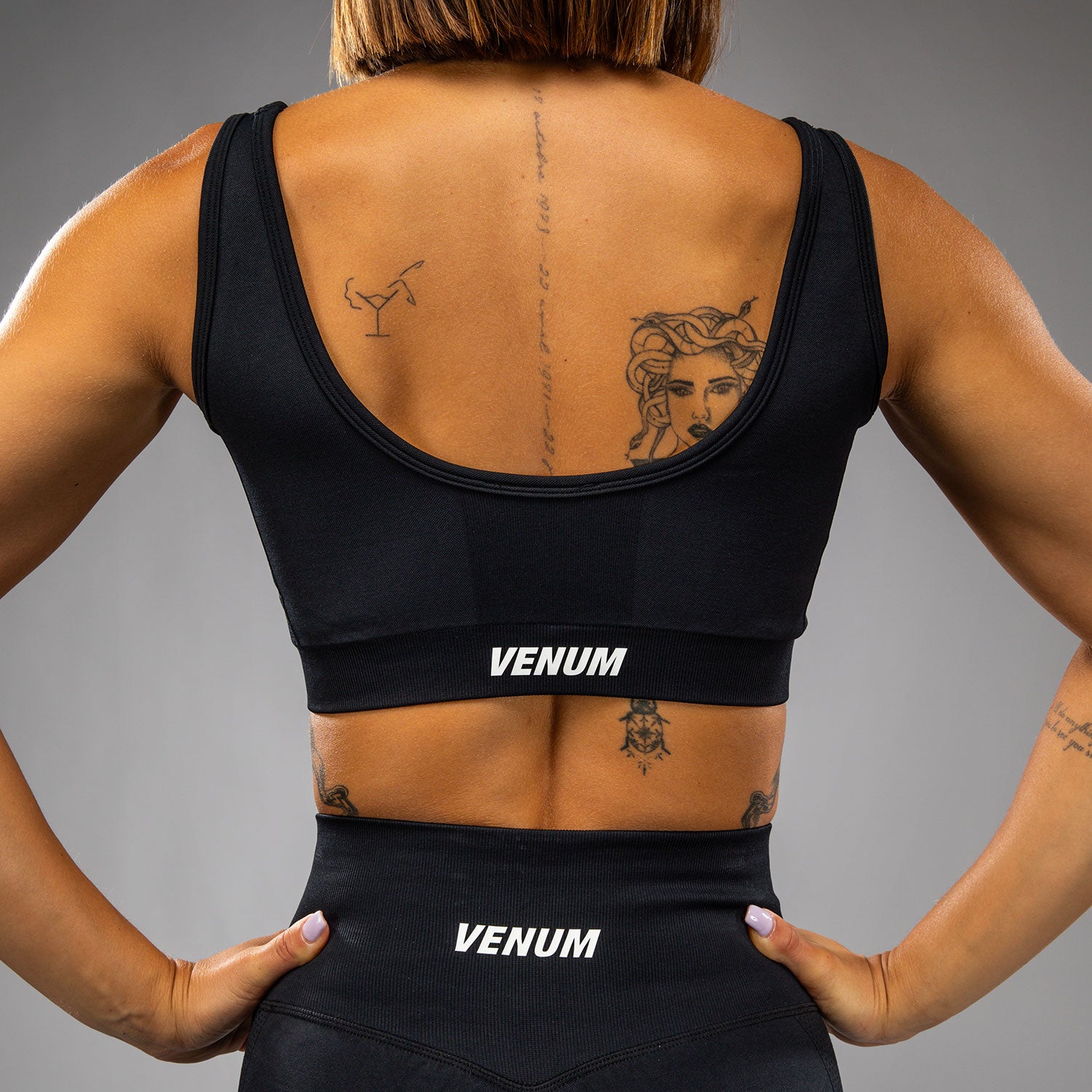 venum-sculpt-long-sport-bh-schwarz-wei image 6