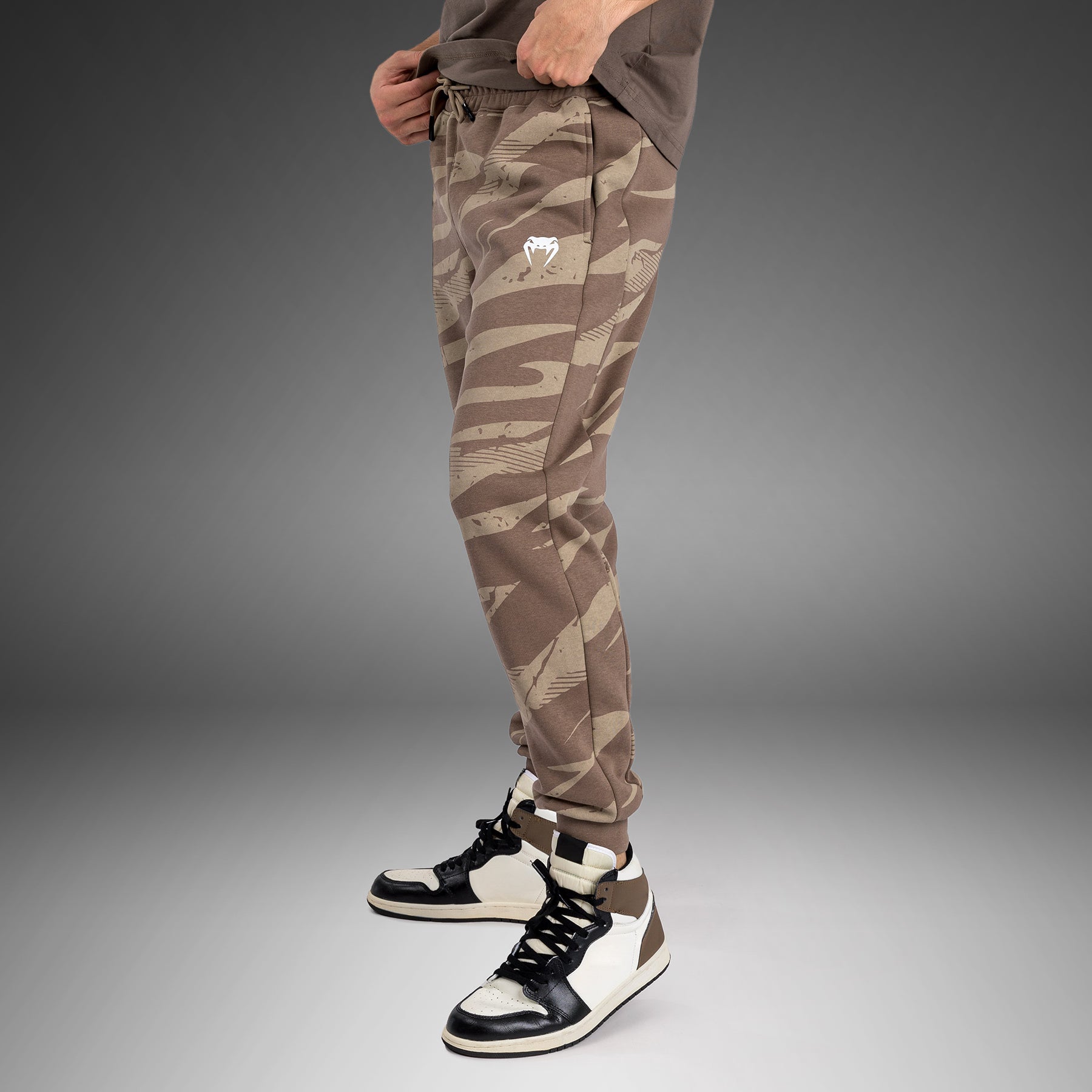 ufc-adrenaline-by-venum-fight-week-herrenhose-desert-camo image 4