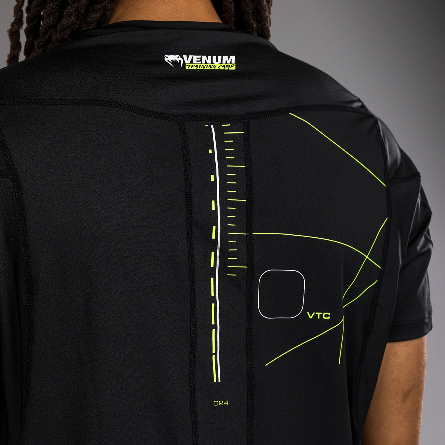 venum-training-camp-4-0-dry-tech-t-shirt-herren-schwarz-neongr-n image 6