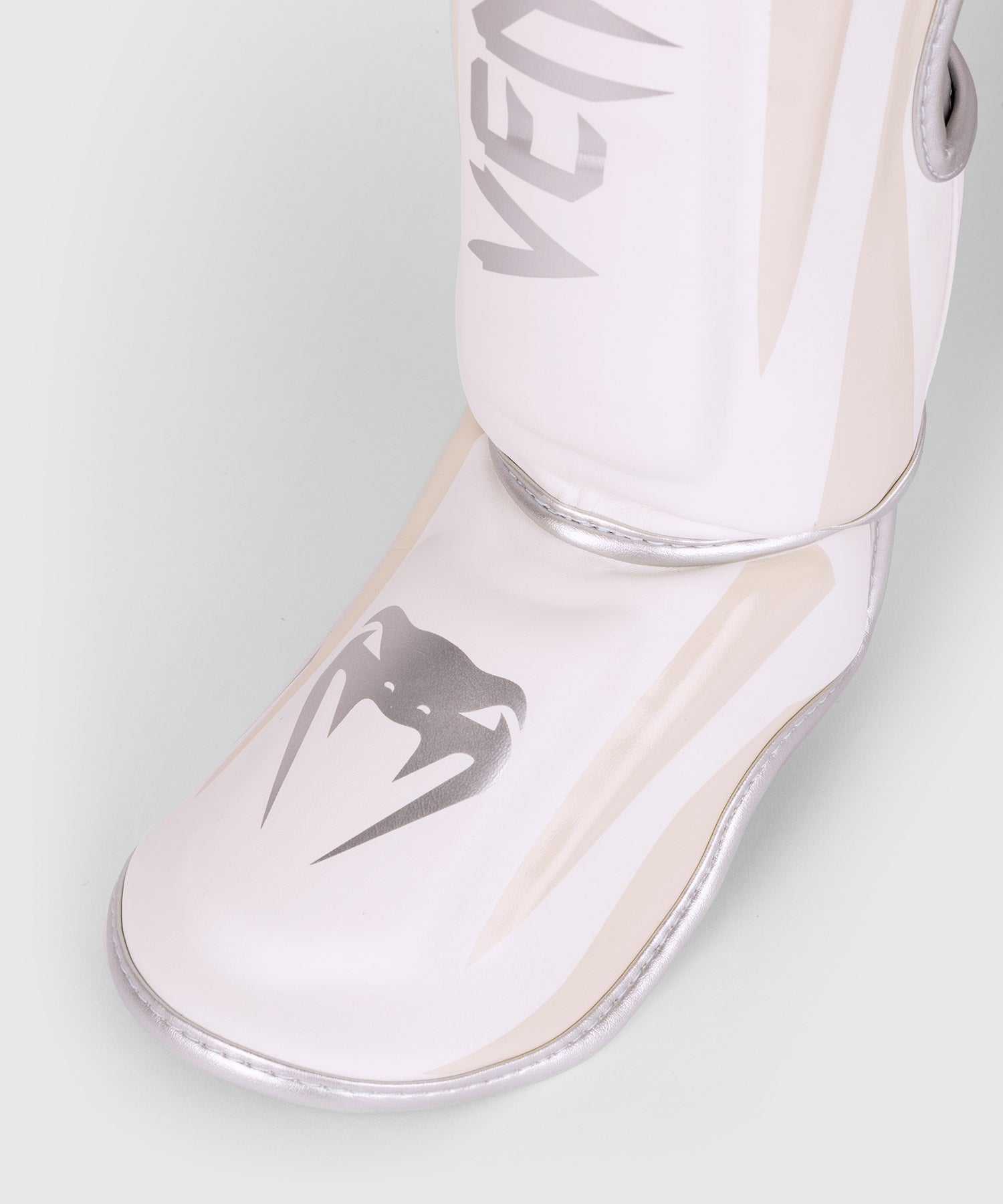 venum-elite-schienbeinschutz-wei-silber-rosa image 3