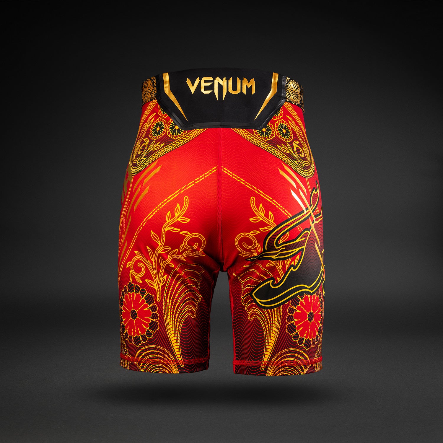 venum-ufc-unrivaled-by-venum-ilia-topuria-herren-vale-tudo-shorts-rot image 3