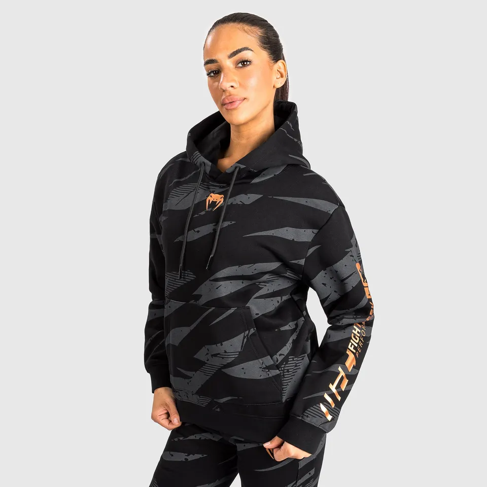 ufc-adrenaline-by-venum-fight-week-pullover-hoodie-damen-urban-camo image 1