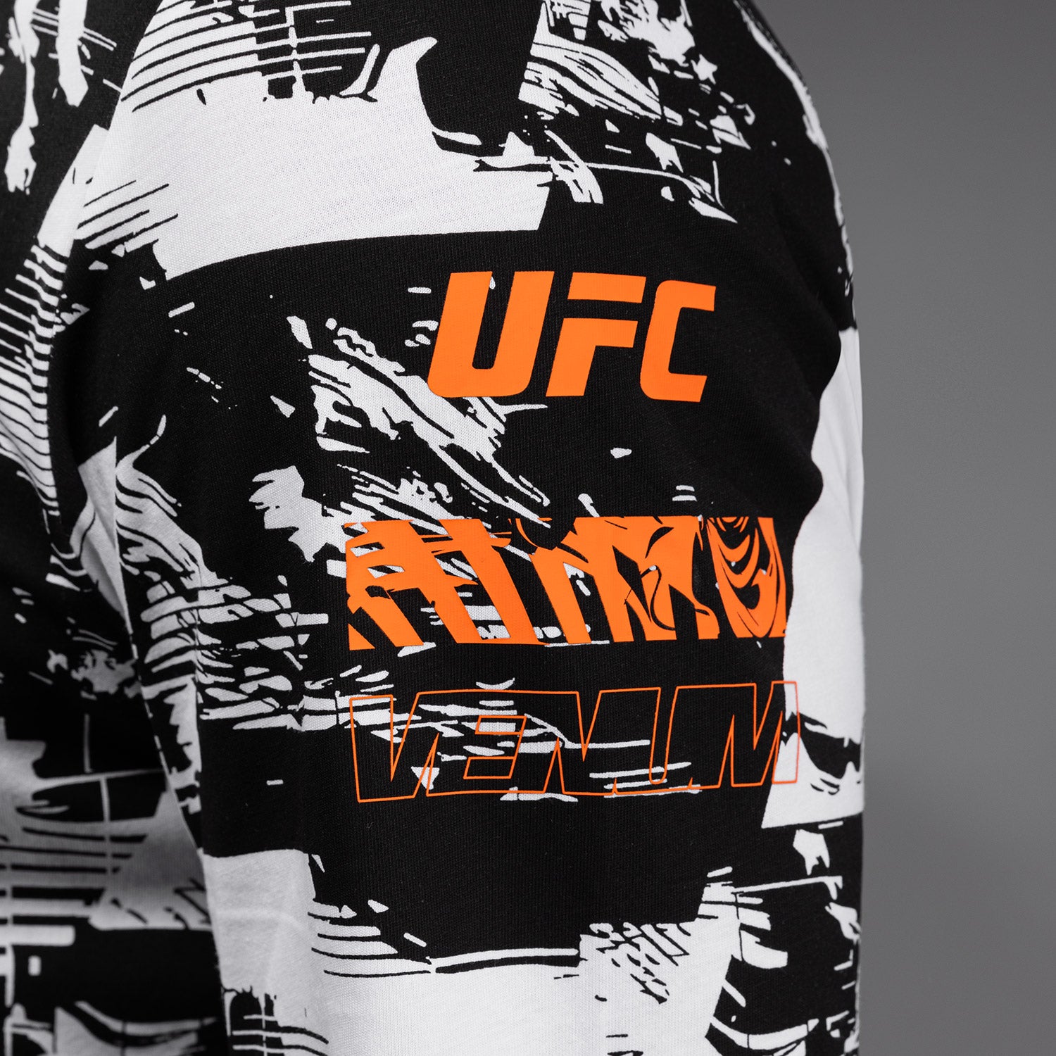 ufc-zenith-by-venum-authentic-fight-week-langarm-t-shirt-herren-wei image 5