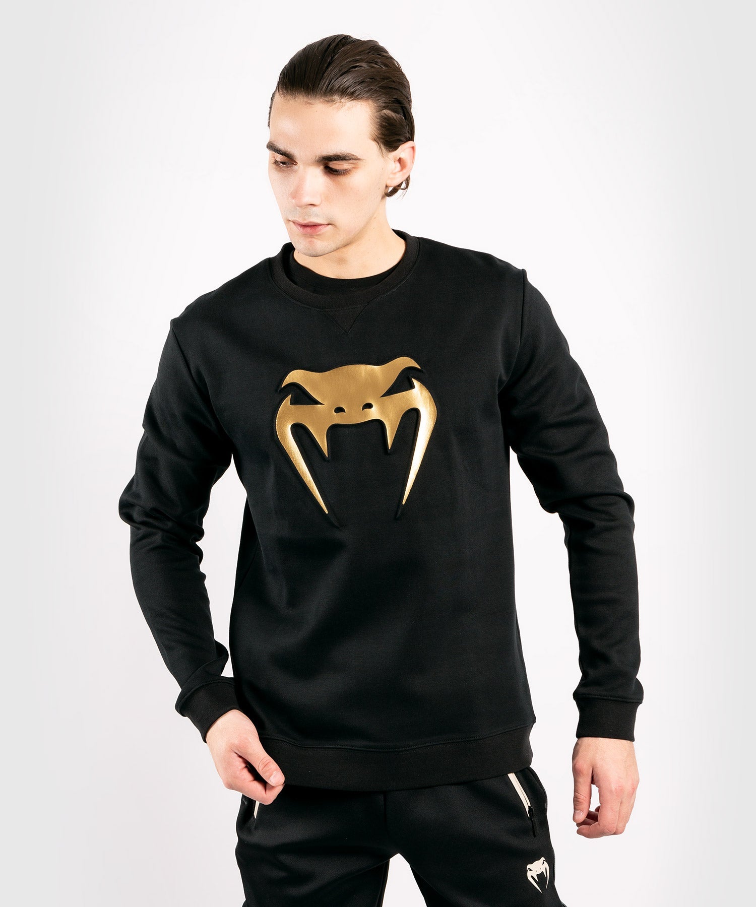 venum-classic-kapuzenpulli-schwarz-gold image 1