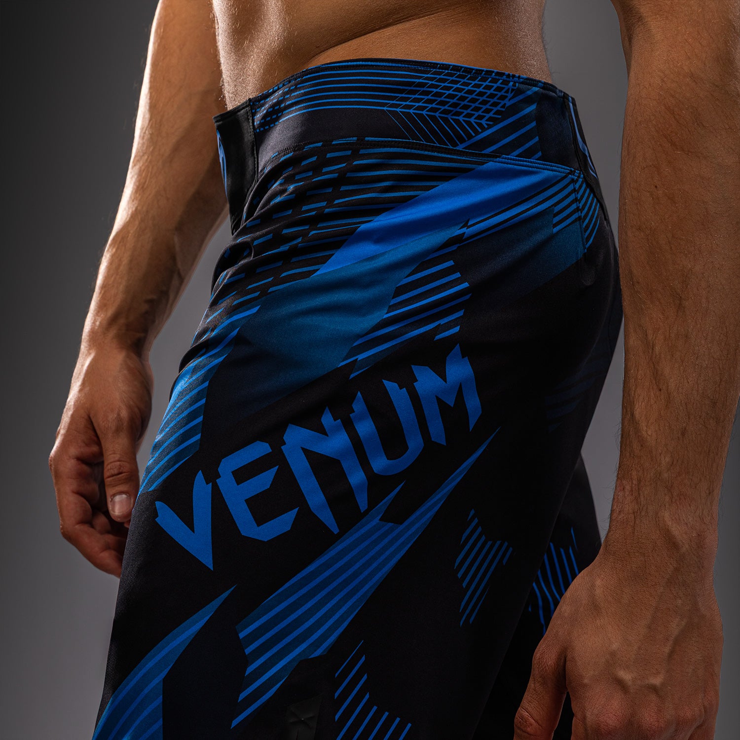 venum-no-gi-6-0-fightshorts-schwarz-blau image 5