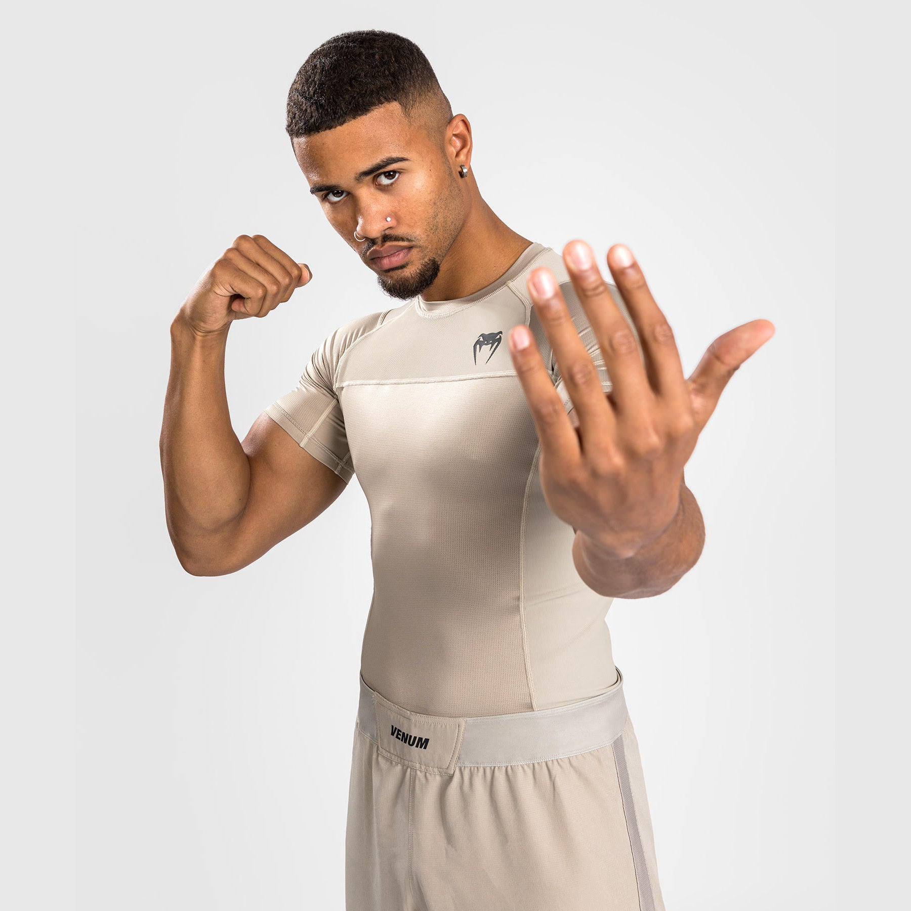 venum-g-fit-air-rashguard-kurzarm-herren-sand image 3