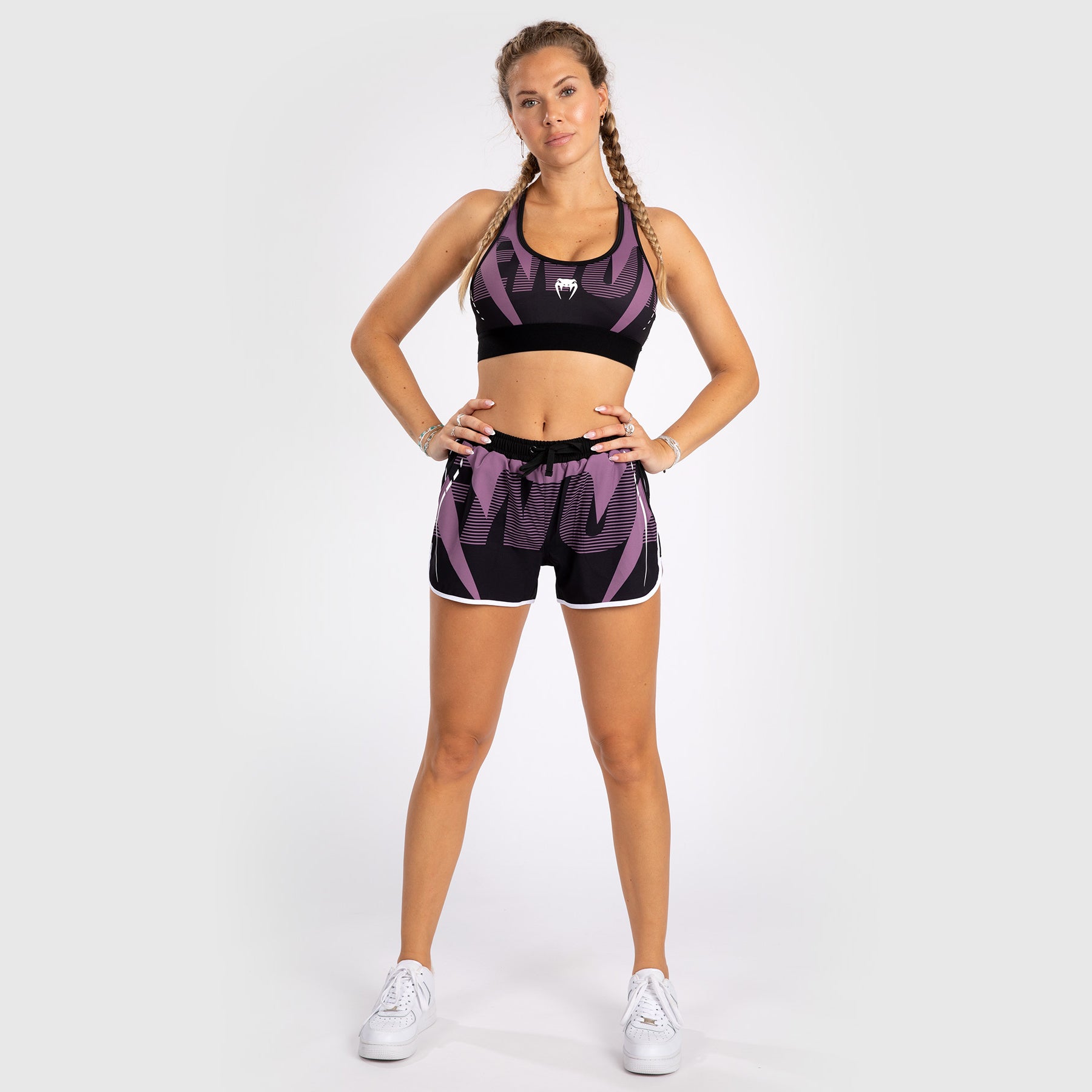 venum-adrenaline-damen-performance-shorts-purple-schwarz image 4
