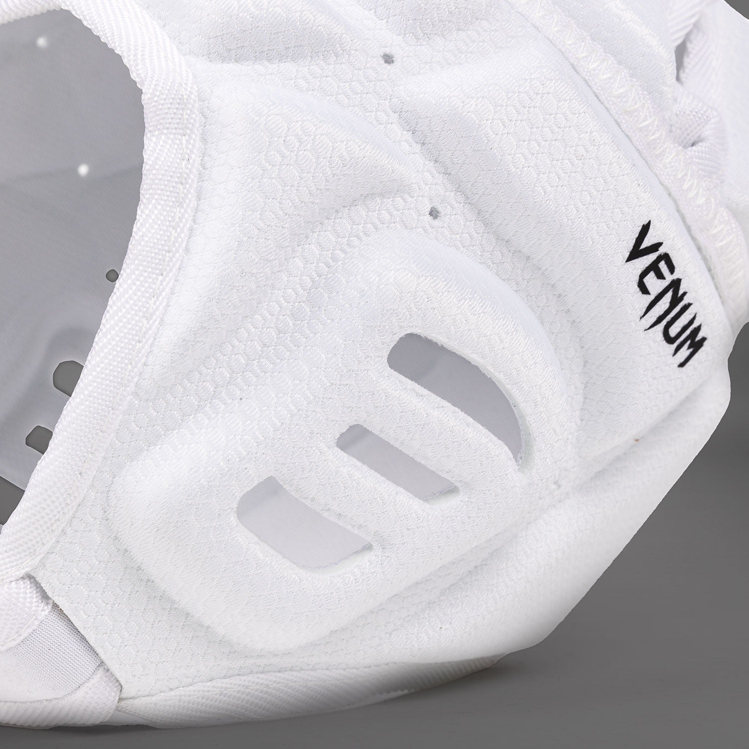 venum-elite-protect-softshell-helm-wei-schwarz image 8