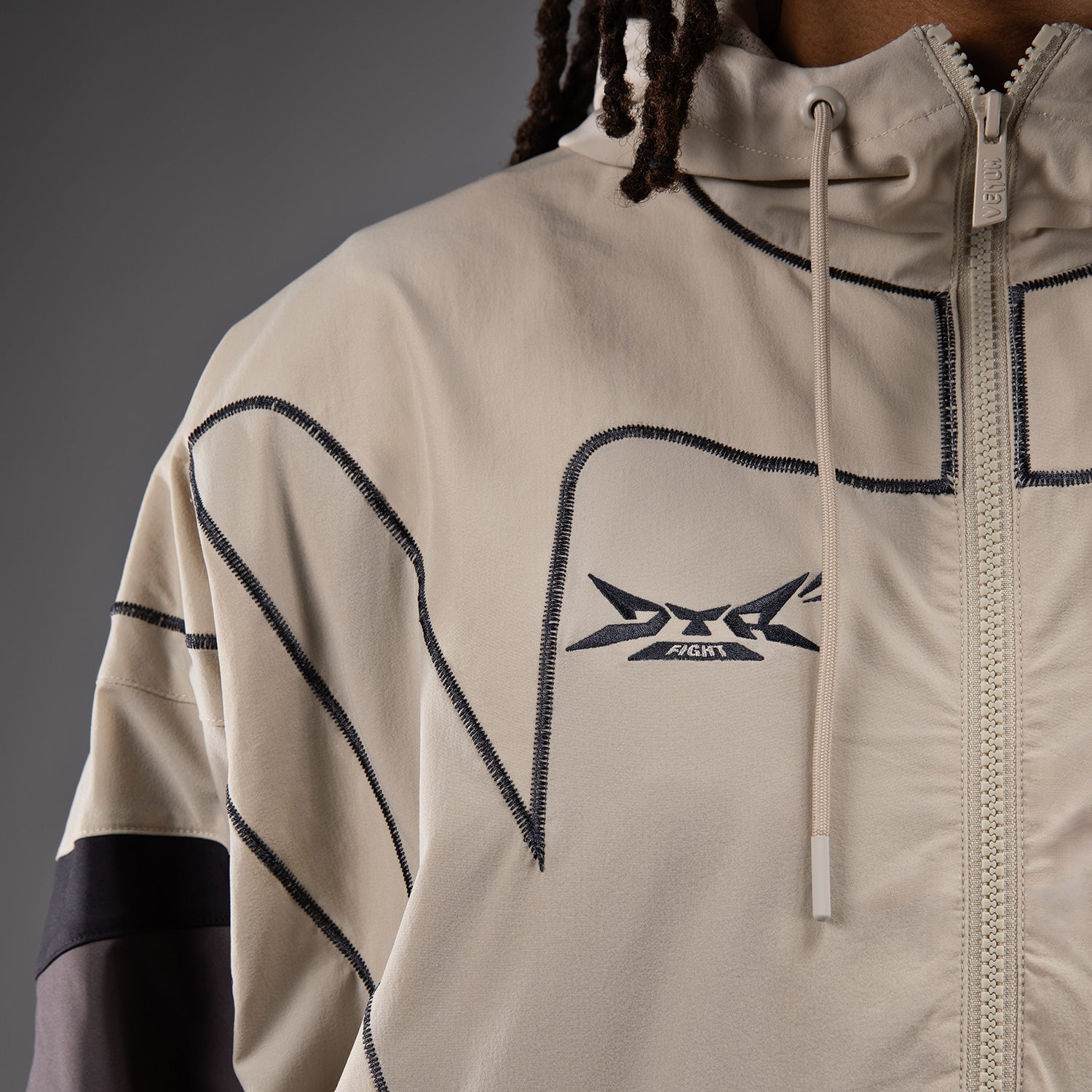 venum-x-dtr-fight-attack-90-trainingsanzugjacke-off-white-herren image 6