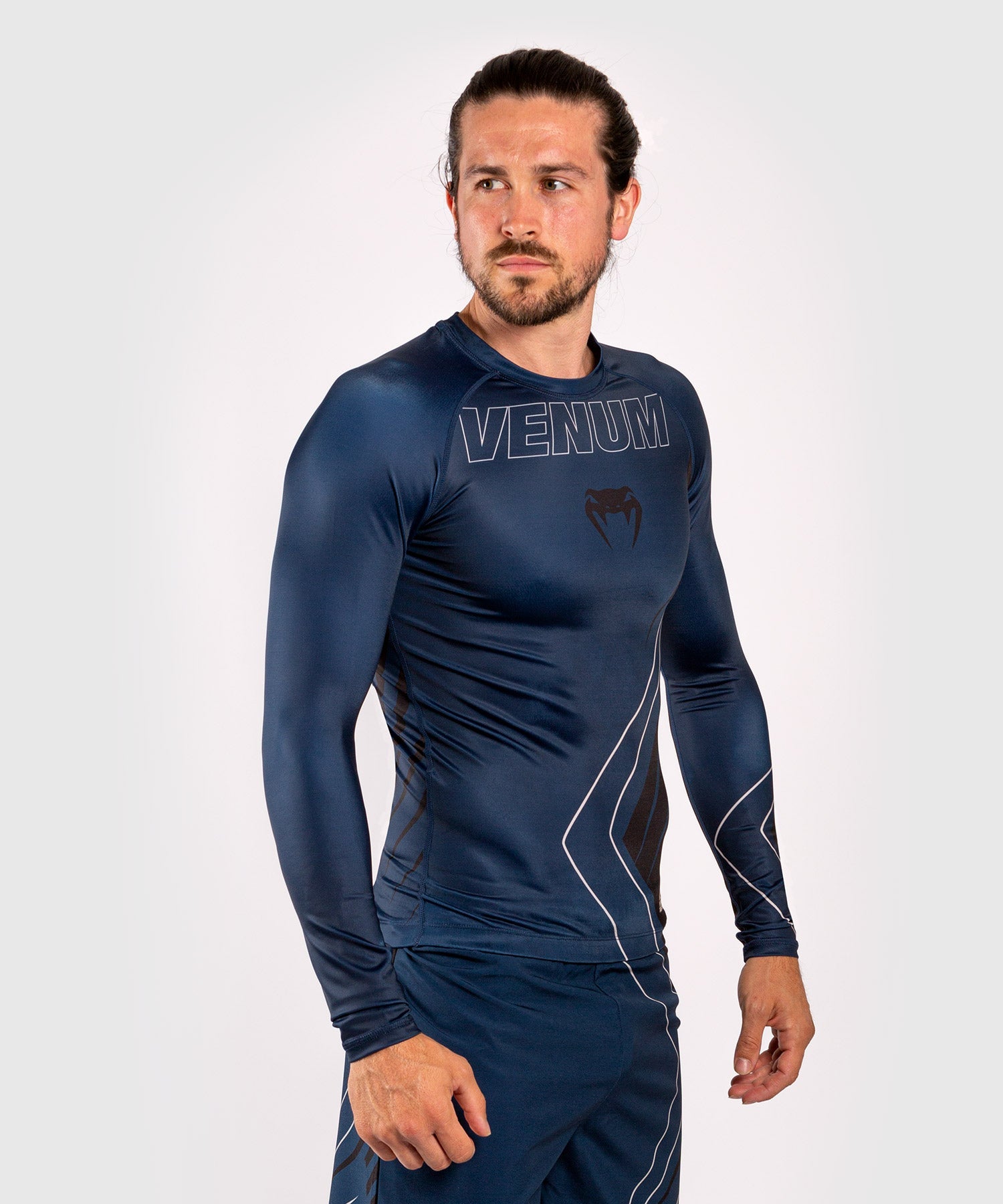 venum-contender-5-0-rashguard-langarm-marineblau-sand image 3