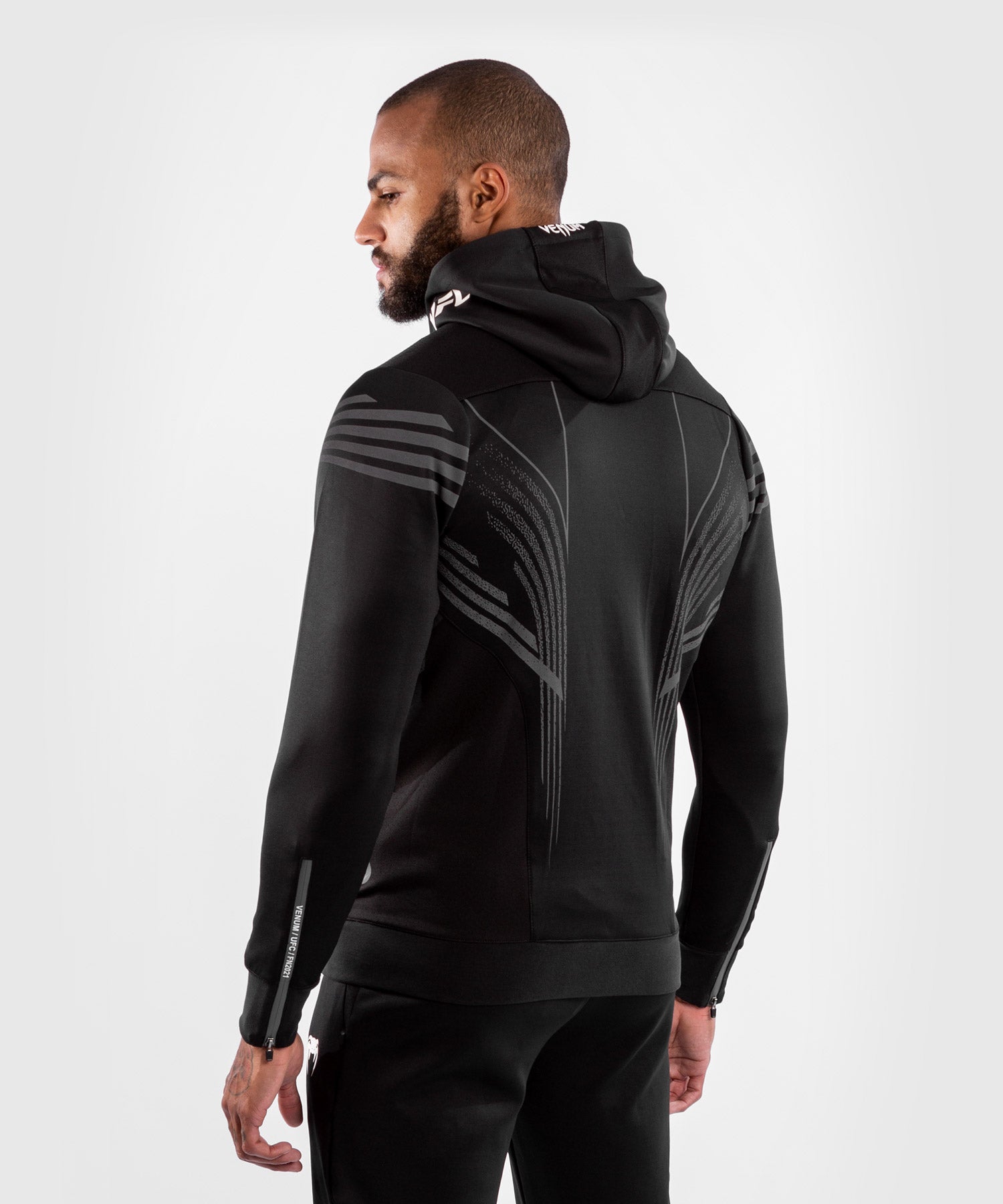 ufc-venum-authentic-fight-night-herren-walkout-hoodie-schwarz image 4