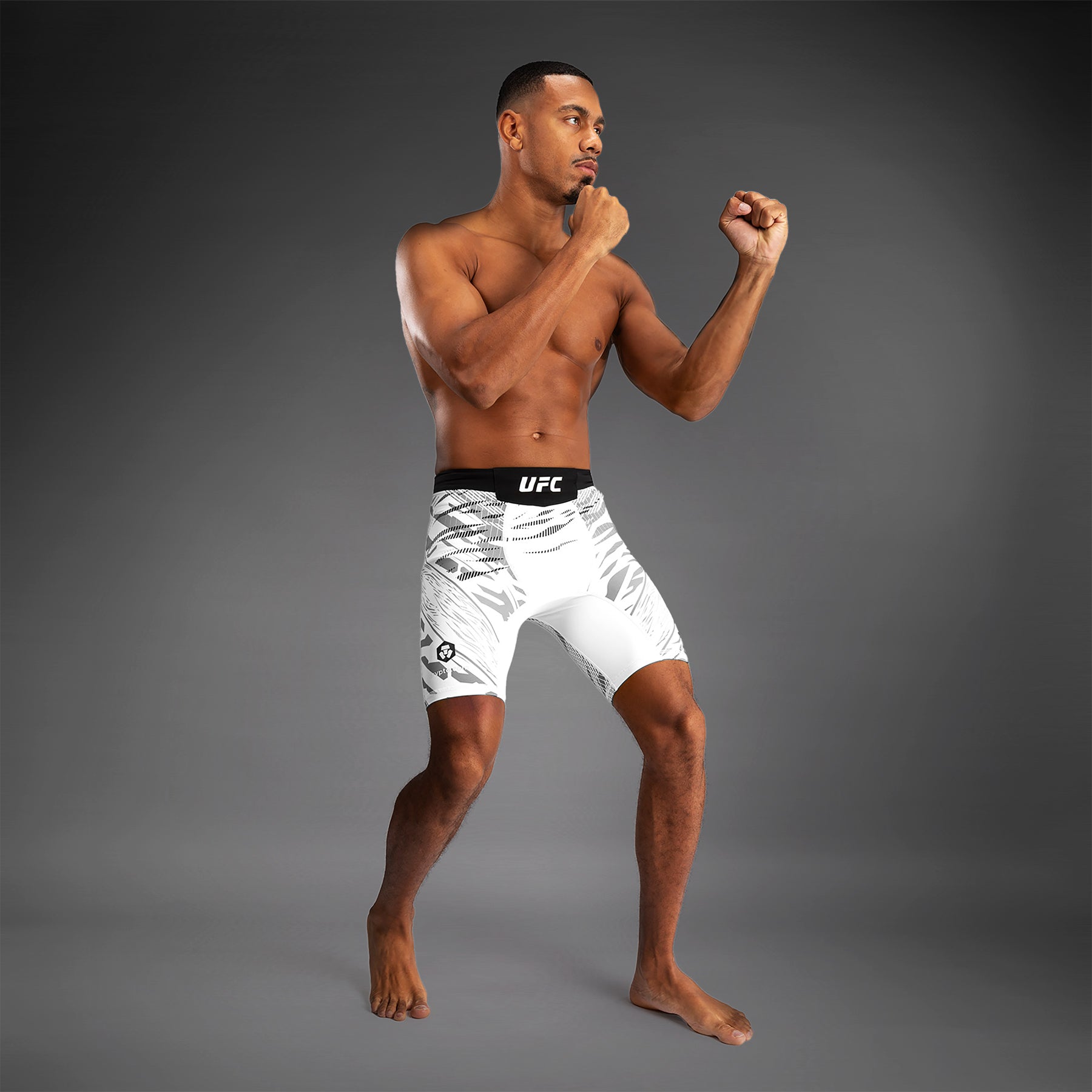 ufc-fusion-by-venum-authentic-fight-night-herren-vale-tudo-short-wei-personalize image 3