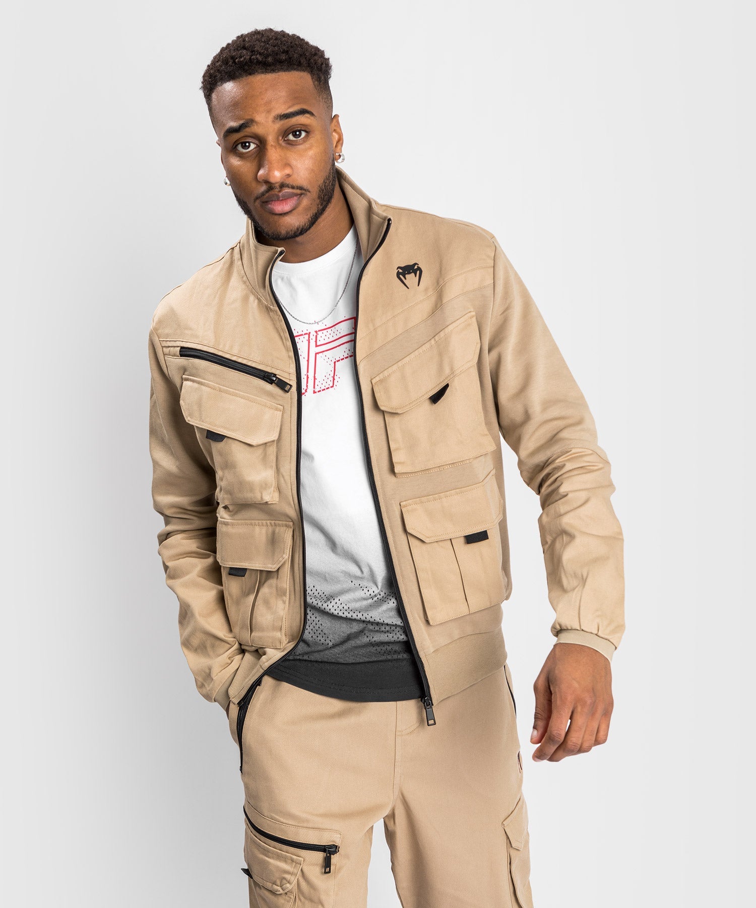 venum-cargo-jacke-mit-rei-verschluss-sand-beige image 1