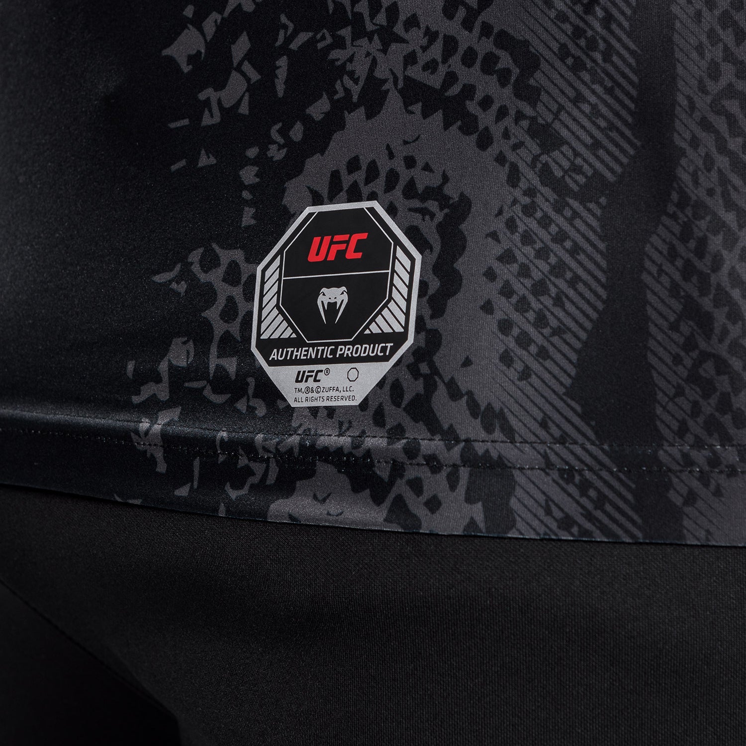 noche-ufc-by-venum-authentic-fight-night-herren-walkout-trikot-schwarz-2 image 7