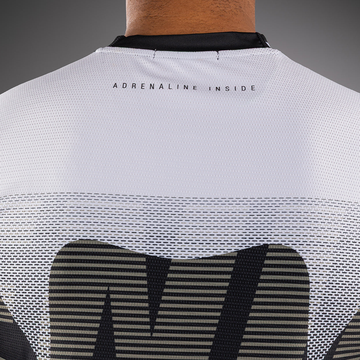 venum-adrenaline-dry-tech-t-shirt-schwarz-sand image 4