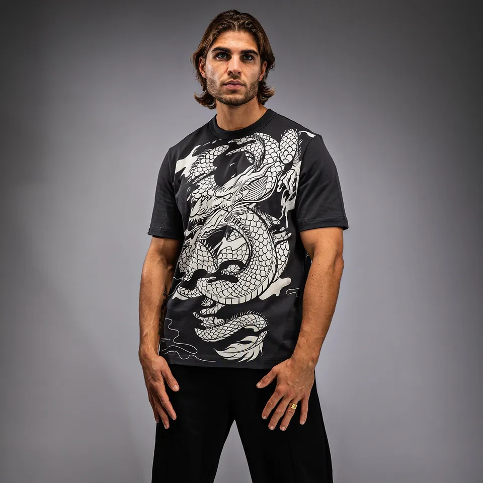 venum-dragon-s-flight-herren-t-shirt-anthrazitgrau-cremewei image 1