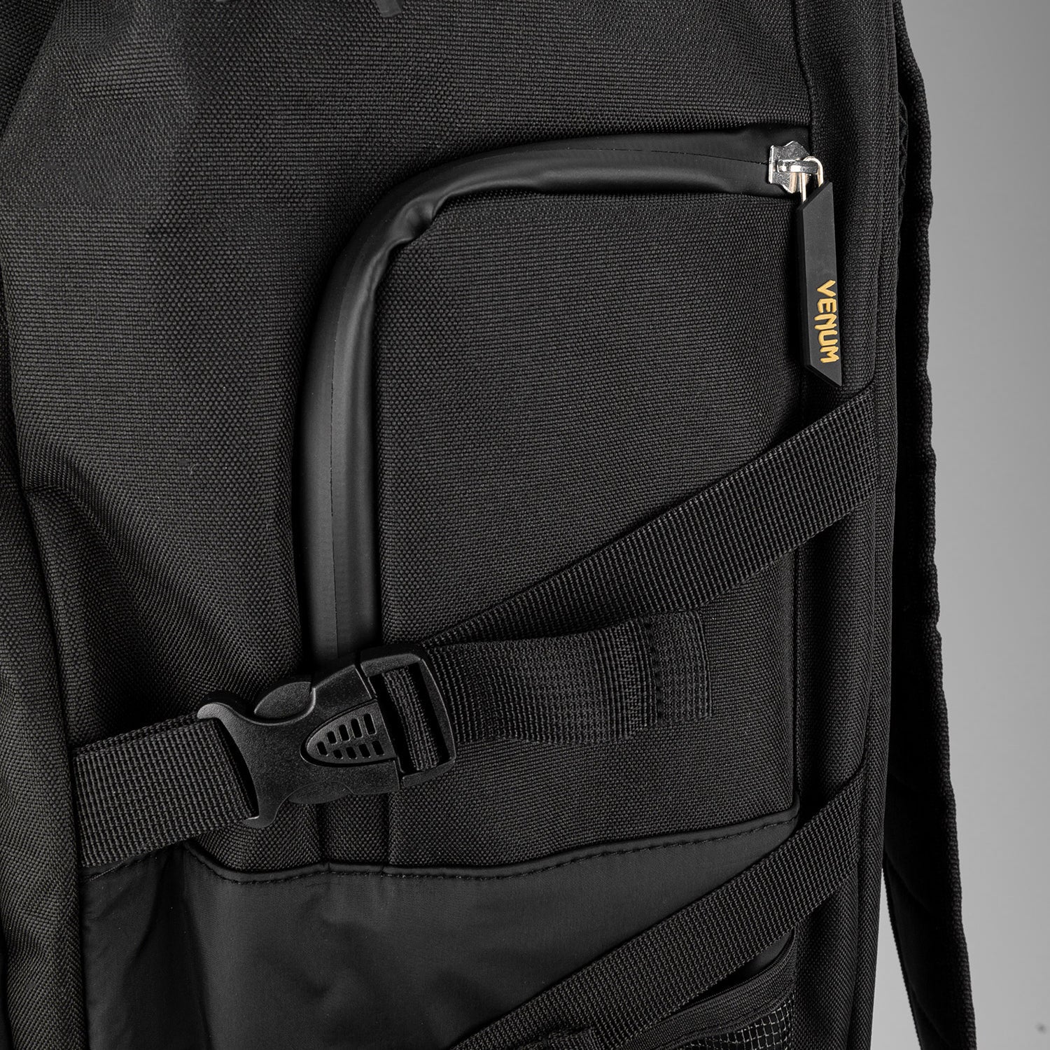 venum-challenger-xtrem-evo-backpack-schwarz-gold image 8