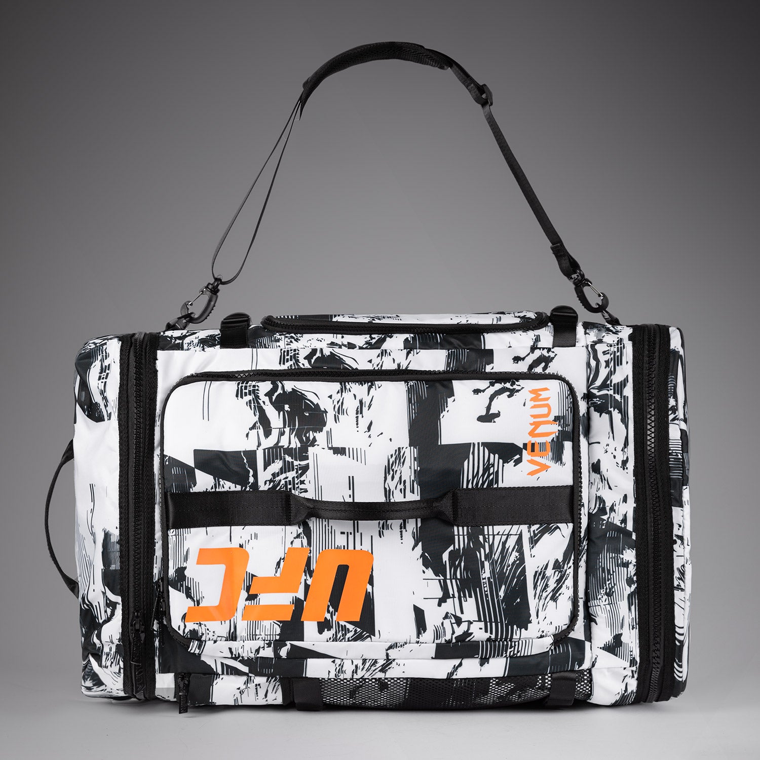 ufc-zenith-by-venum-authentic-fight-week-sporttasche-wei-48l-rucksack-duffel image 5