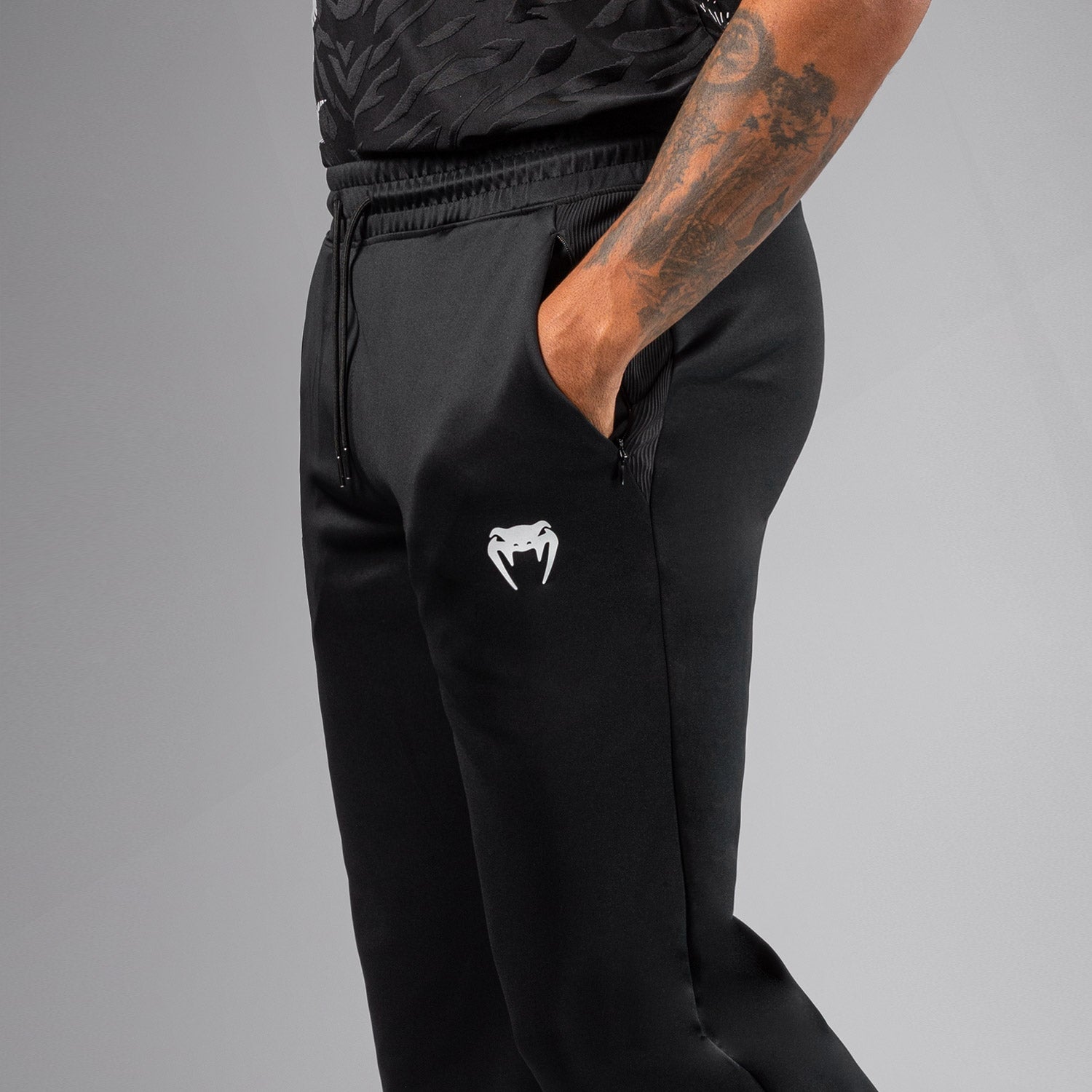 venum-ufc-fusion-authentic-fight-night-walkout-hose-herren-schwarz-straight-leg image 5