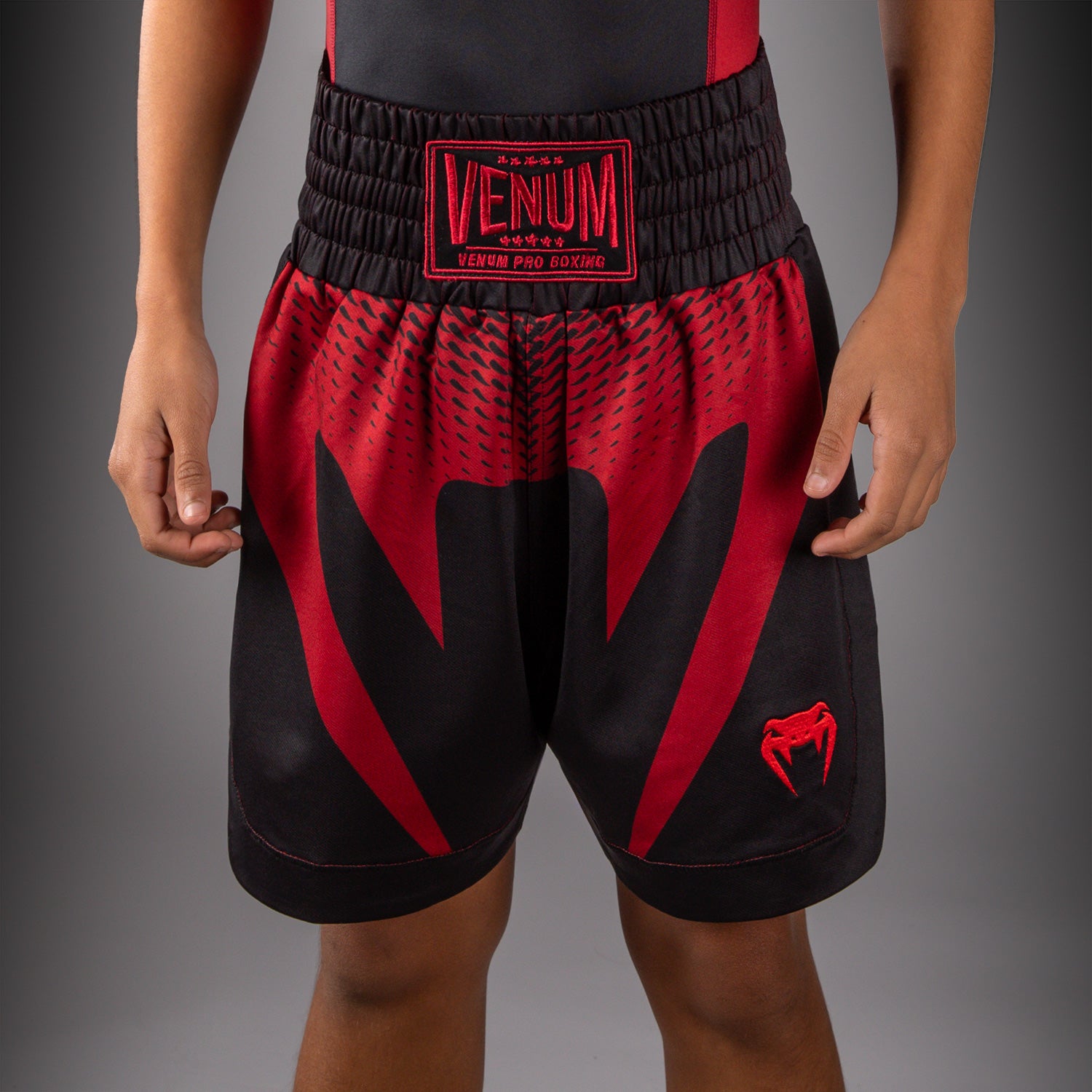 venum-attack-kids-boxshorts-schwarz-rot image 1