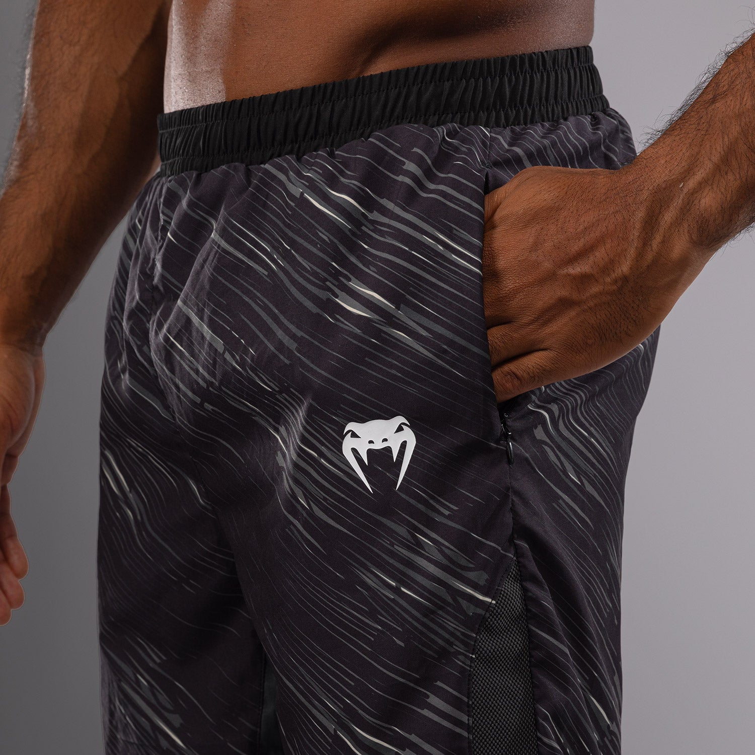 venum-rapid-trainingsshorts-herren-schwarz-sturmgrau image 6
