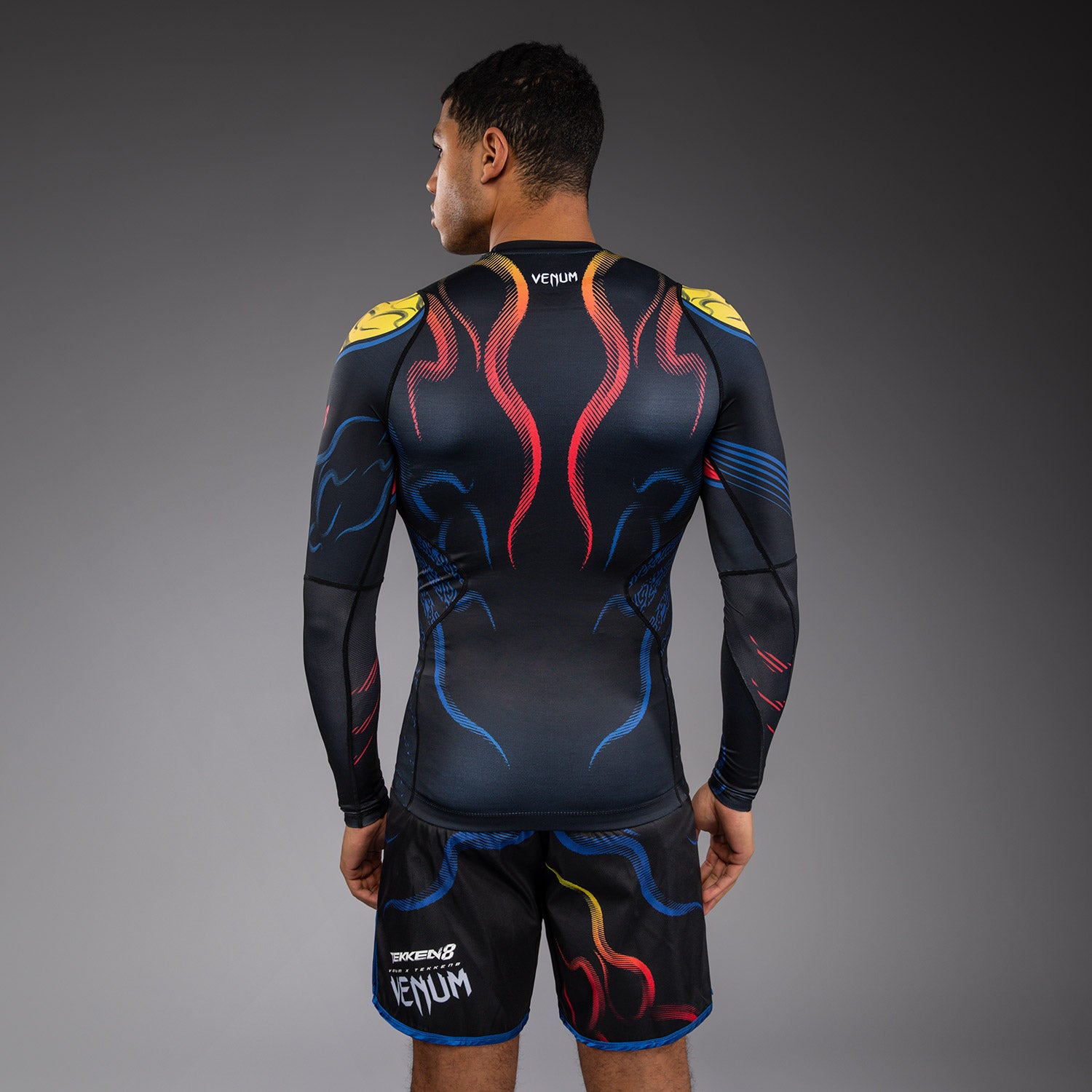 venum-x-tekken-8-yoshimitsu-langarm-rashguard-schwarz-orange image 4