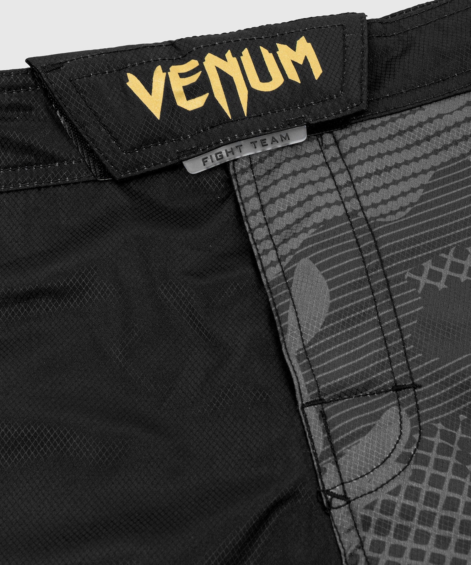 venum-light-3-0-kampfshorts-gold-schwarz image 5