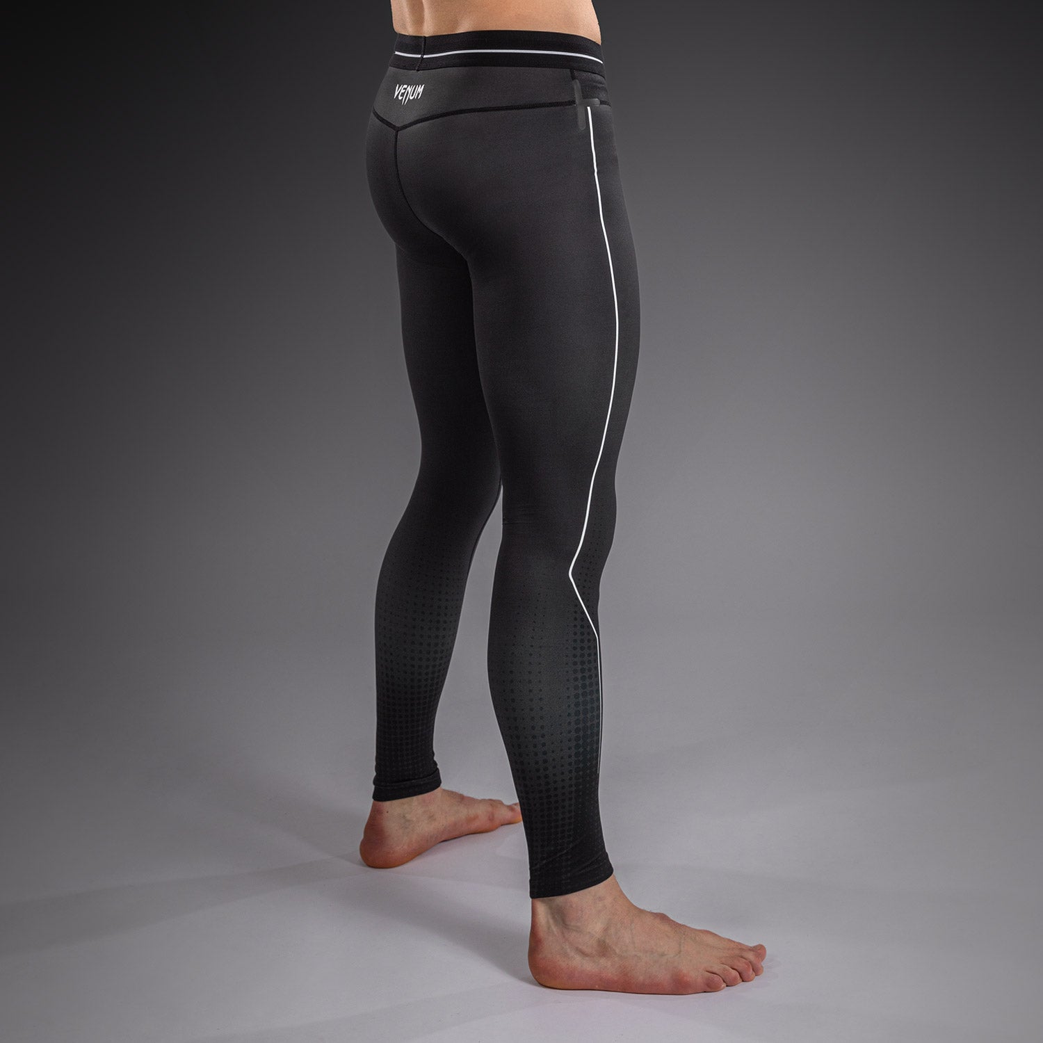venum-stealth-spats-schwarz-wei-f-r-herren image 5