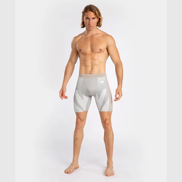 venum-attack-herren-vale-tudo-short-sand-beige image 1