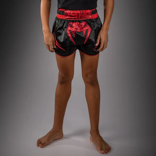venum-attack-muay-thai-shorts-kids-schwarz-rot image 1