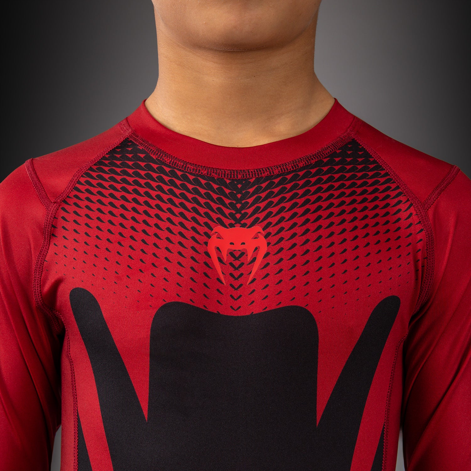 venum-attack-langarm-rashguard-f-r-kinder-schwarz-rot image 5