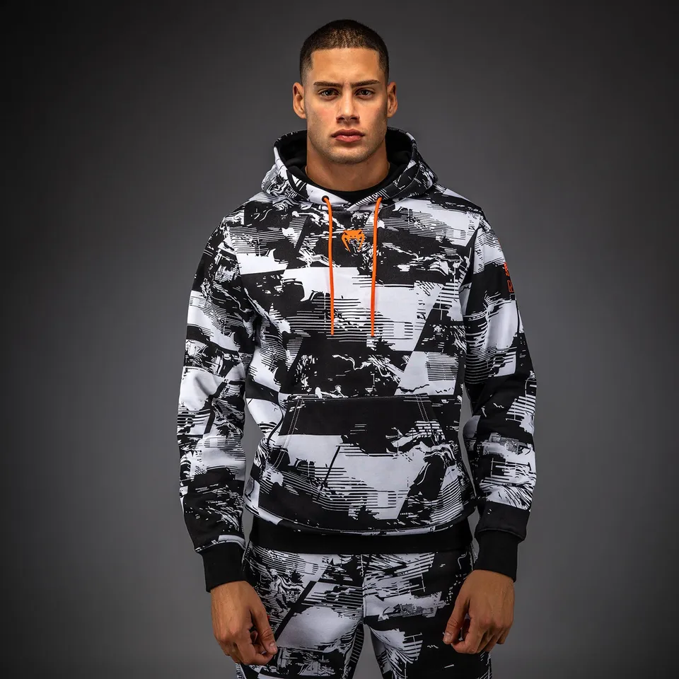 venum-ufc-zenith-authentic-fight-week-pullover-hoodie-herren-wei-schwarz image 1