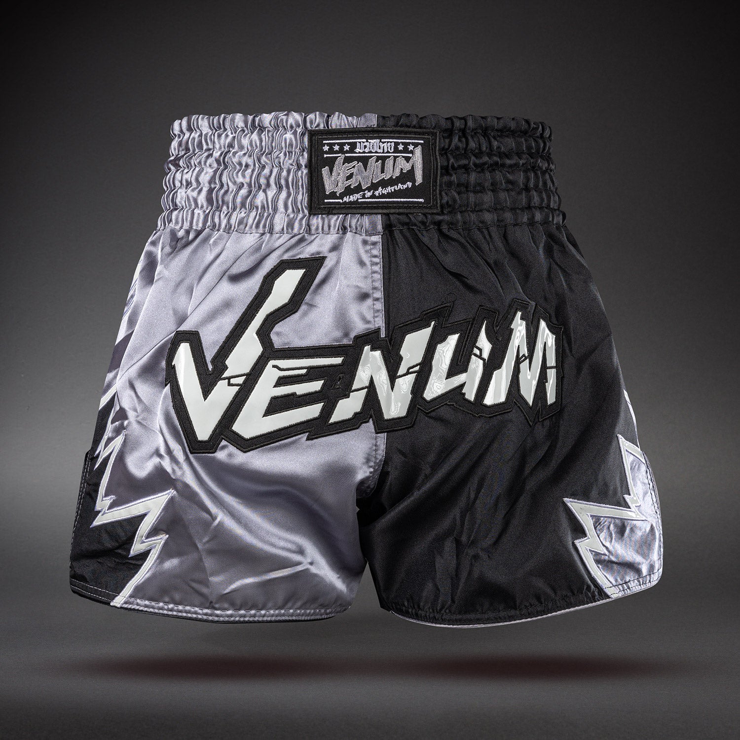 venum-inferno-2-0-muay-thai-shorts-grau-schwarz image 1