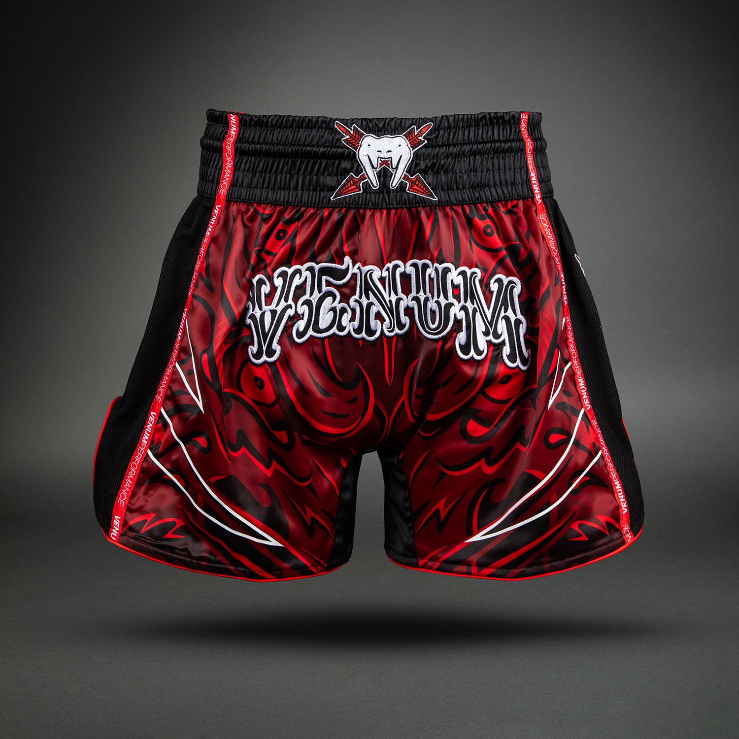 venum-wolf-atak-muay-thai-shorts-schwarz-rot image 1