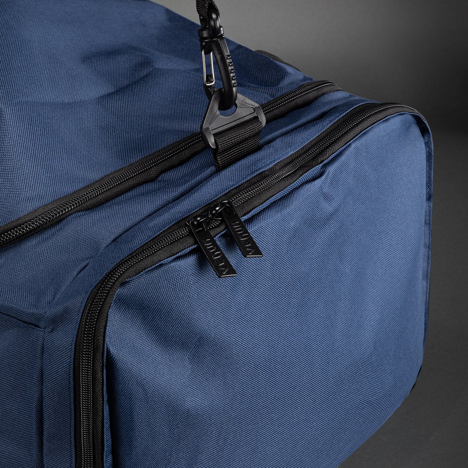 venum-essential-sporttasche-37-l-duffle-marineblau image 5