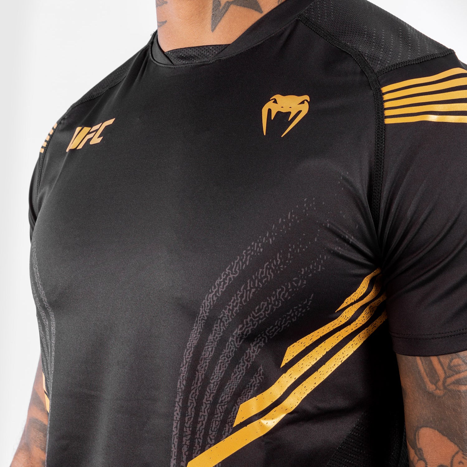 venum-ufc-authentic-fight-night-herren-walkout-trikot-personalisiert-champion image 5