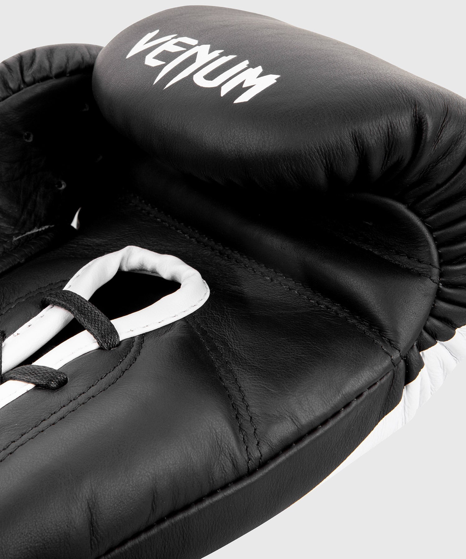 venum-giant-2-0-professionelle-boxhandschuhe-mit-schn-rung image 6