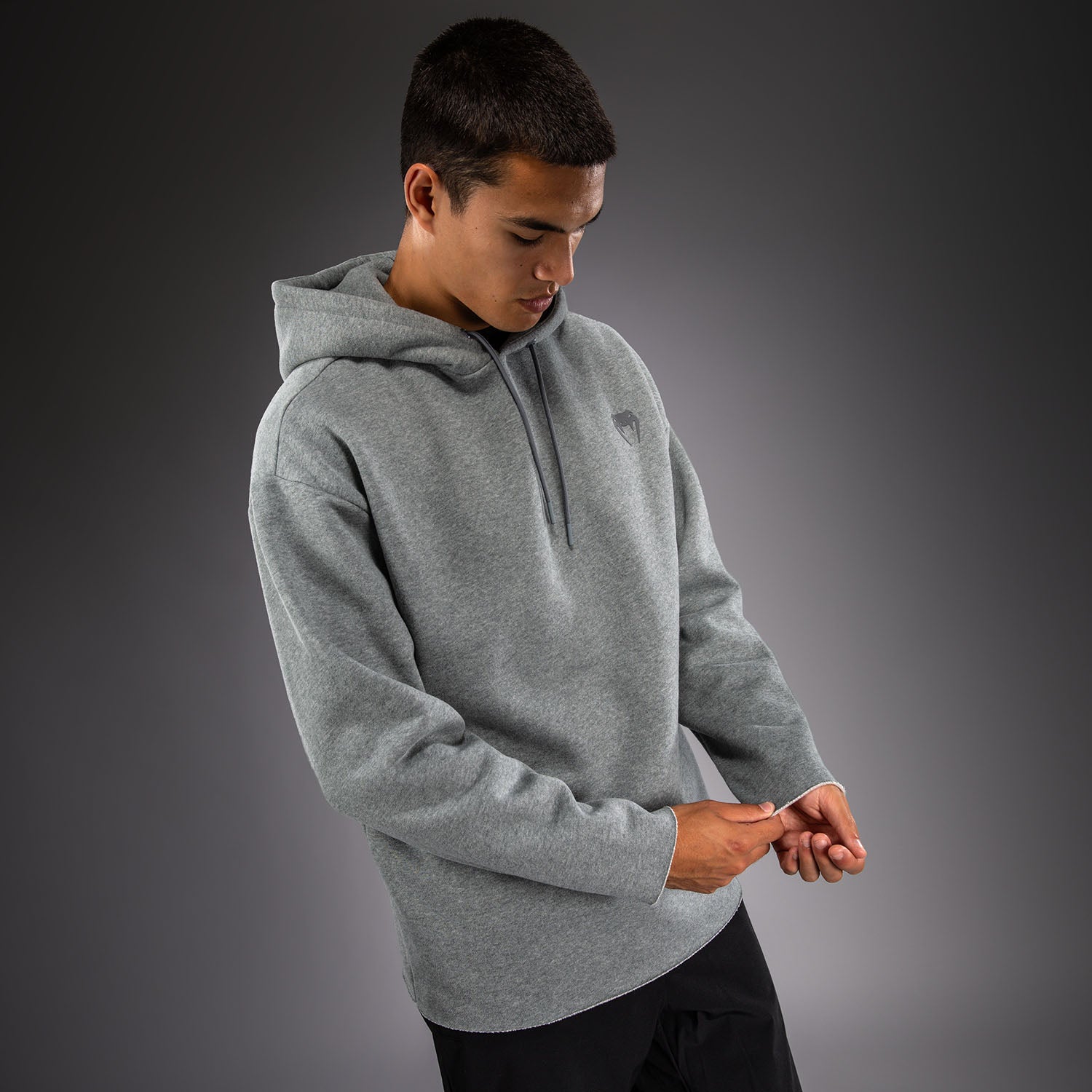 venum-divide-winter-kapuzenpullover-herren-grau image 4