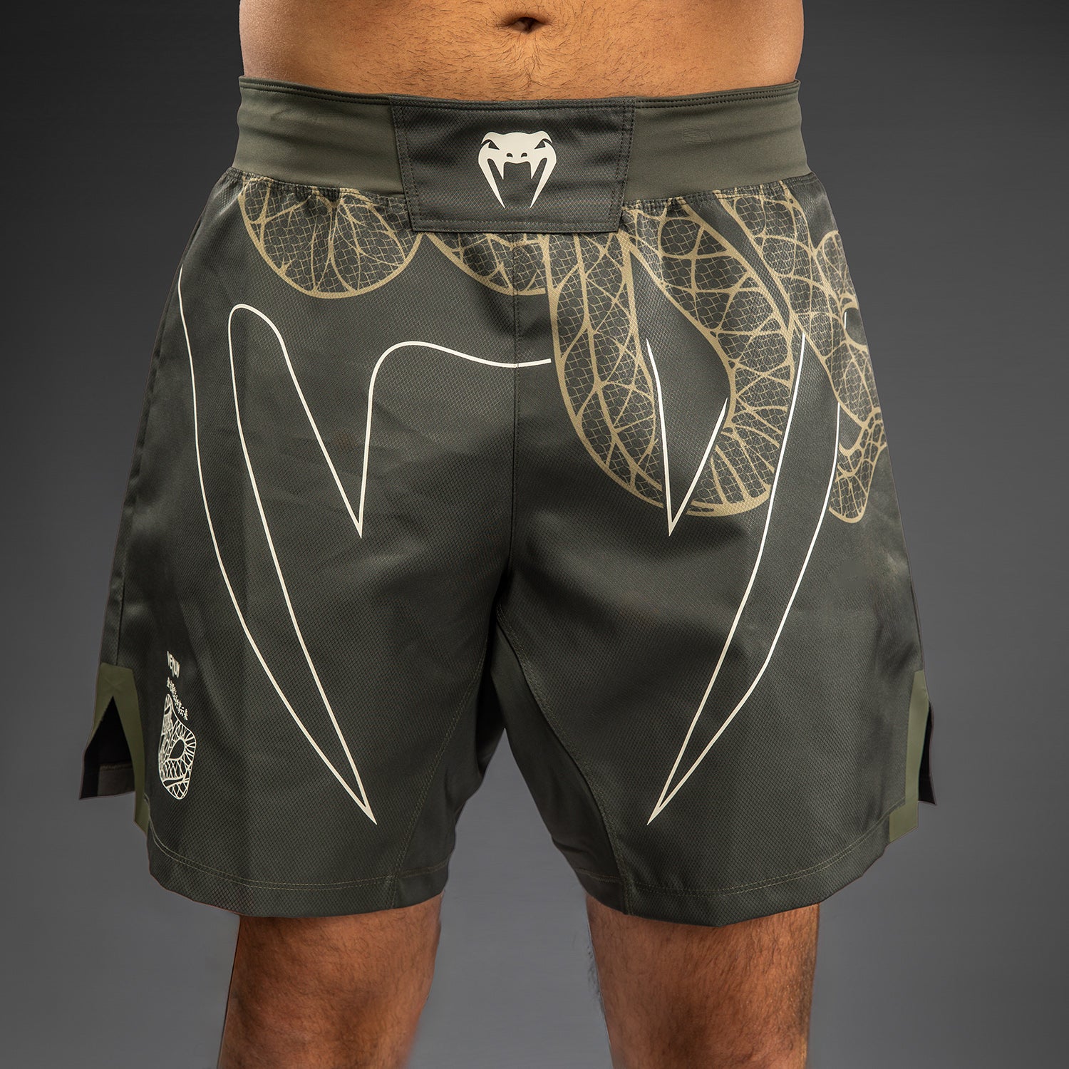 venum-serpenti-fight-shorts-herren-khaki-bronze-ivory image 8