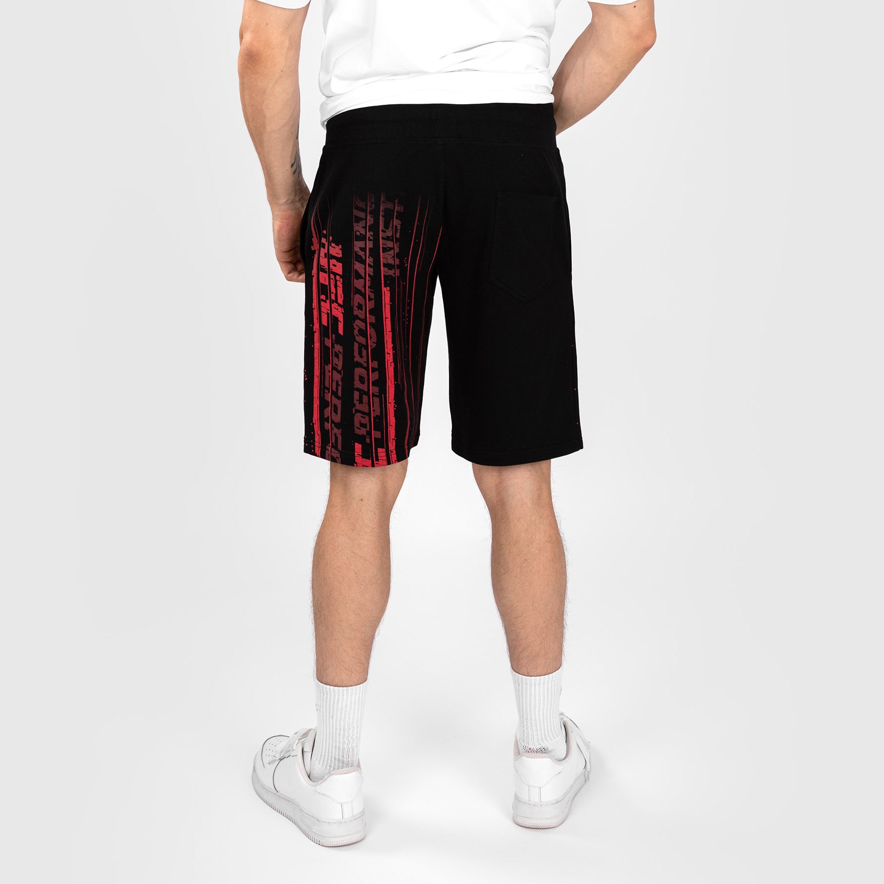 ufc-venum-performance-institute-2-0-baumwoll-short-herren-schwarz-rot image 3