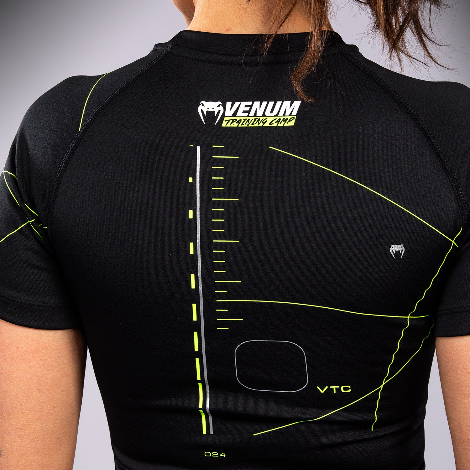 venum-training-camp-4-0-rashguard-kurzarm-schwarz-neongr-n image 6