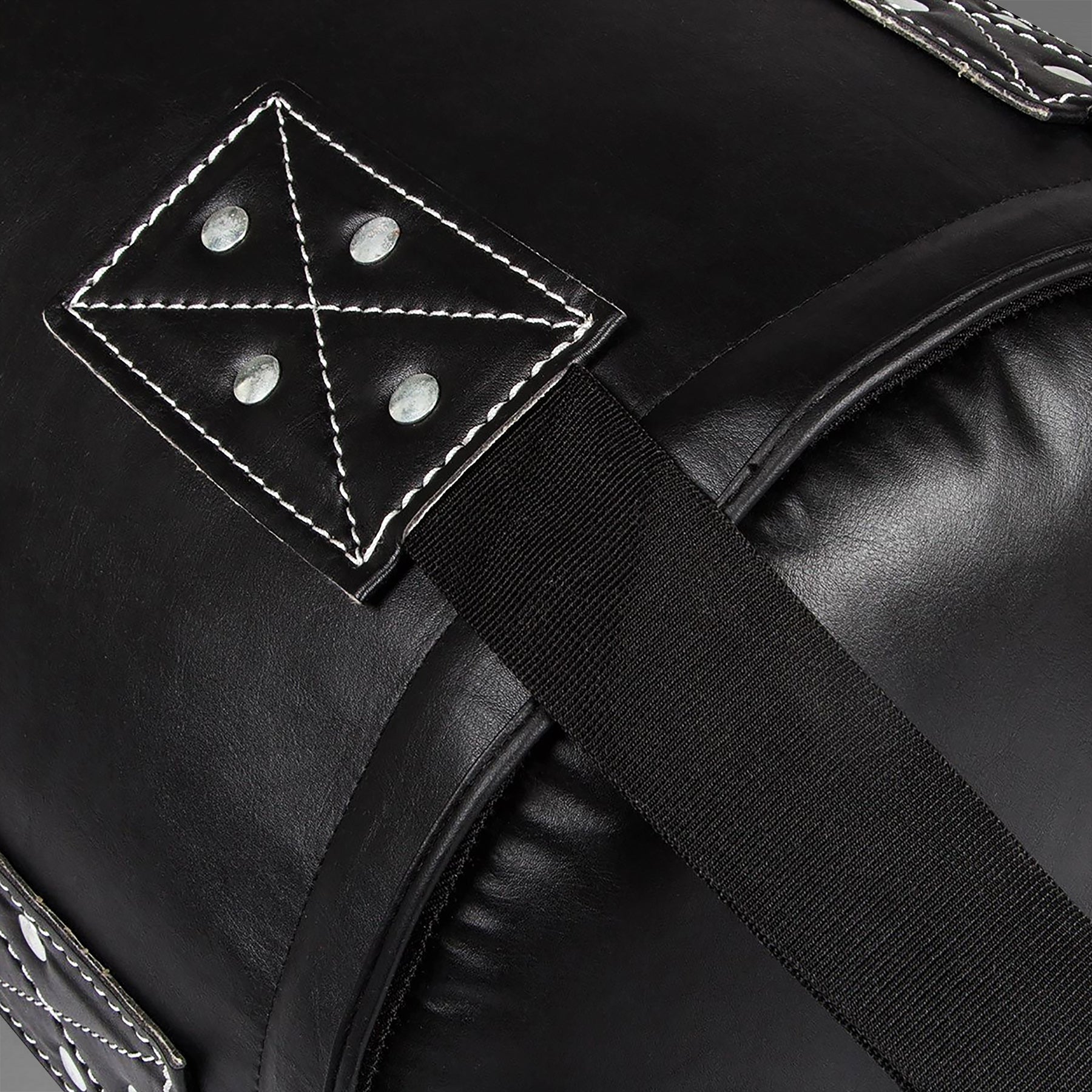 venum-challenger-boxsack-170-cm-gef-llt-schwarz-wei-inkl-deckenhaken image 8