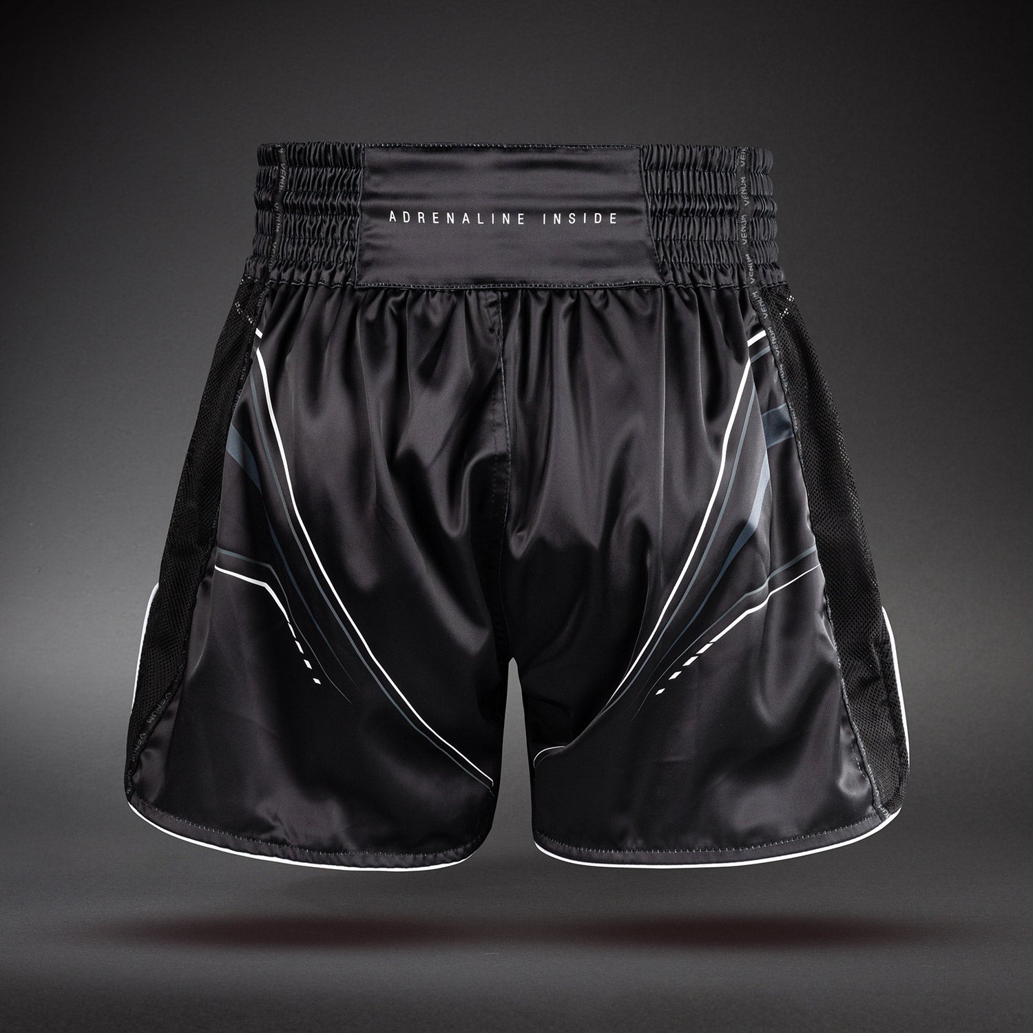 venum-streamline-muay-thai-shorts-schwarz-wei image 3