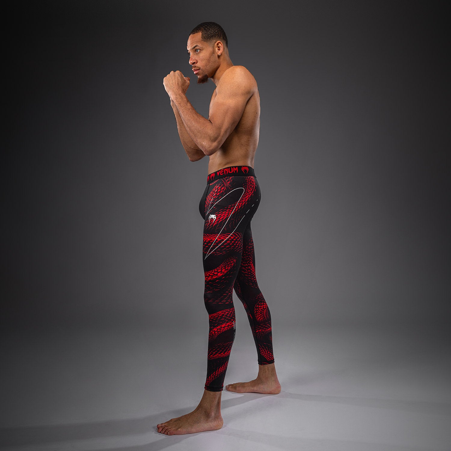 venum-matupa-spats-herren-schwarz-rot-silber image 5