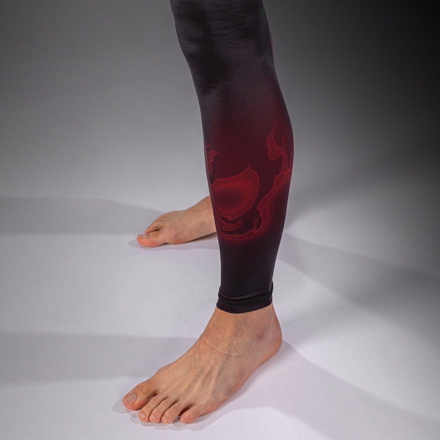 venum-spectre-spats-herren-kompressionshose-schwarz-rot image 5
