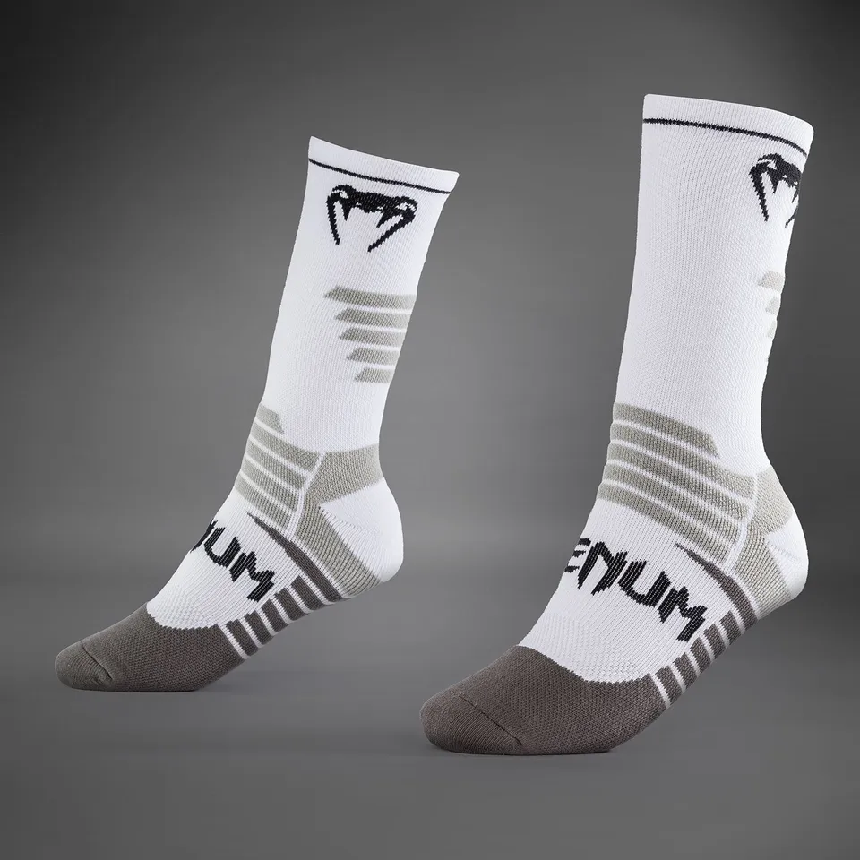 venum-elite-performance-socken-wei-schwarz image 1