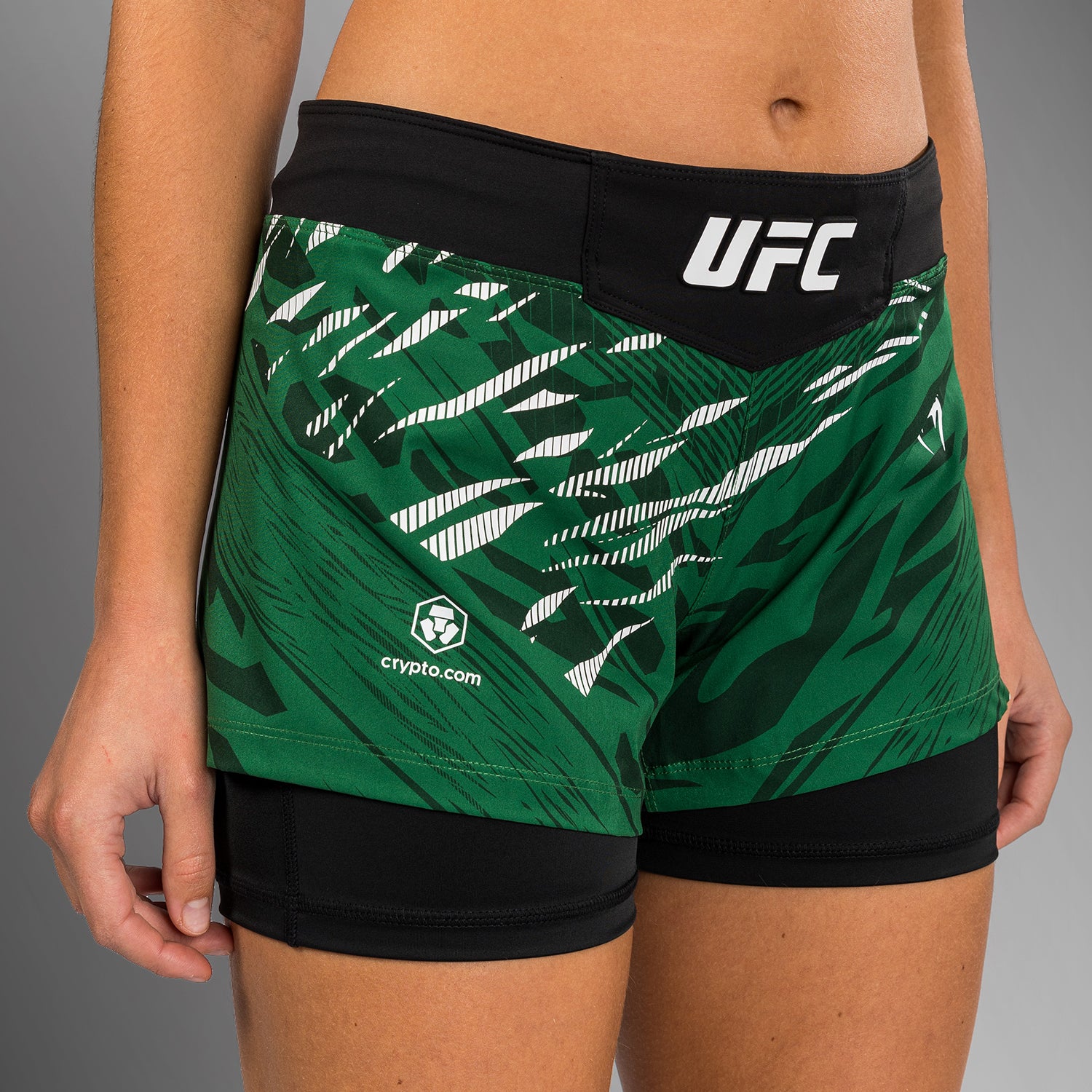 ufc-fusion-by-venum-authentic-fight-night-damen-fight-short-gr-n image 7