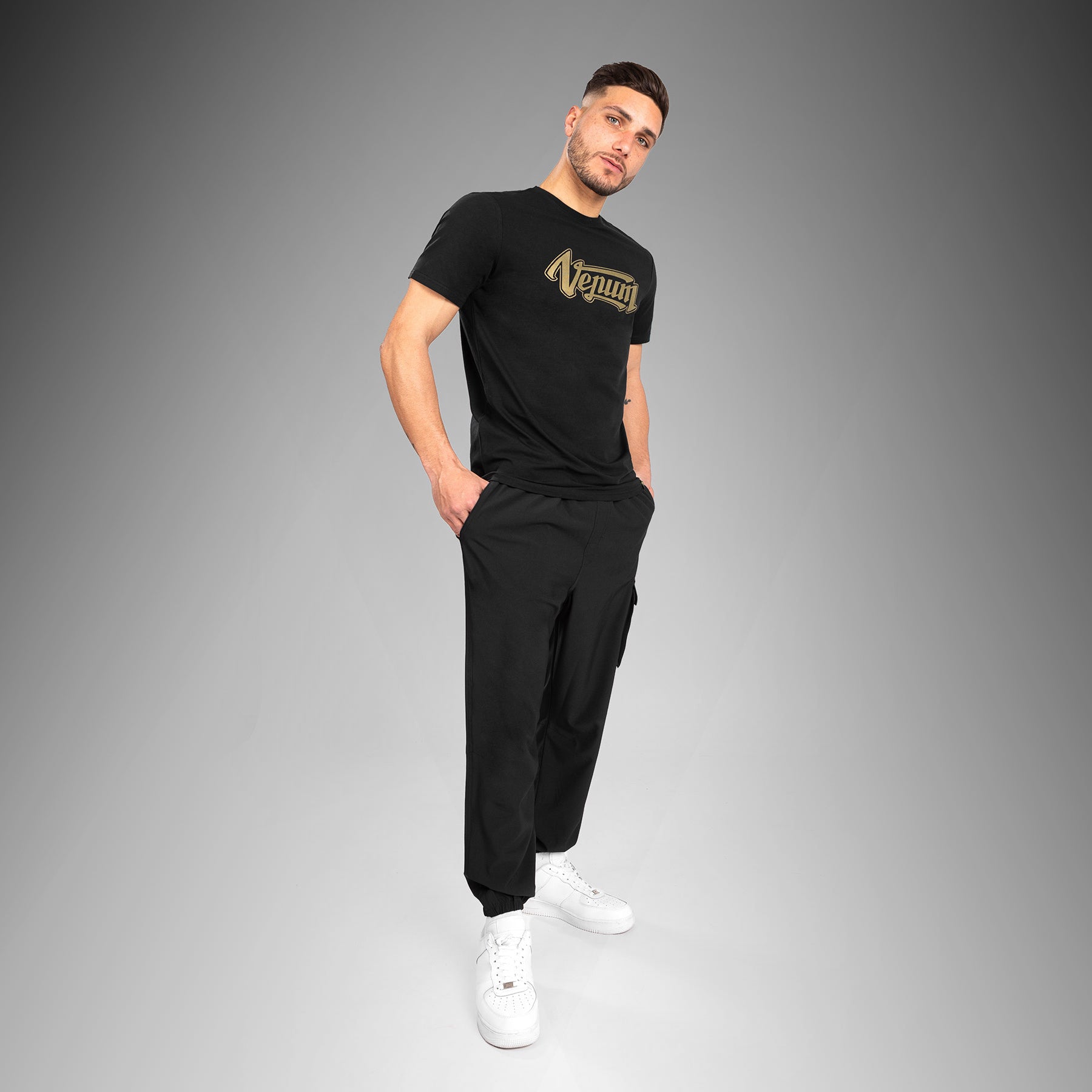 venum-absolute-2-0-t-shirt-angepasste-passform-schwarz-gold-herren image 4